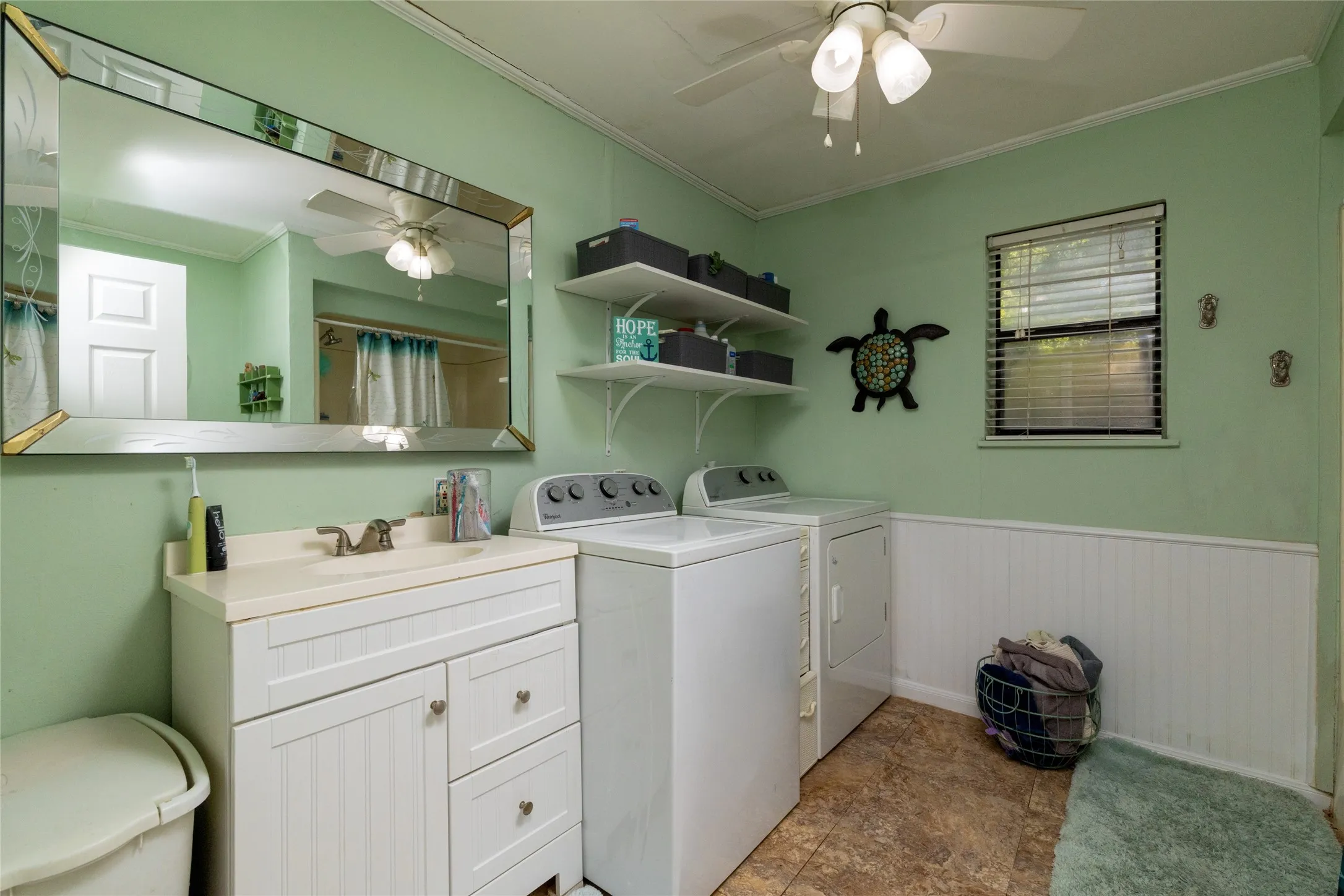 Bathroom & laundry Room