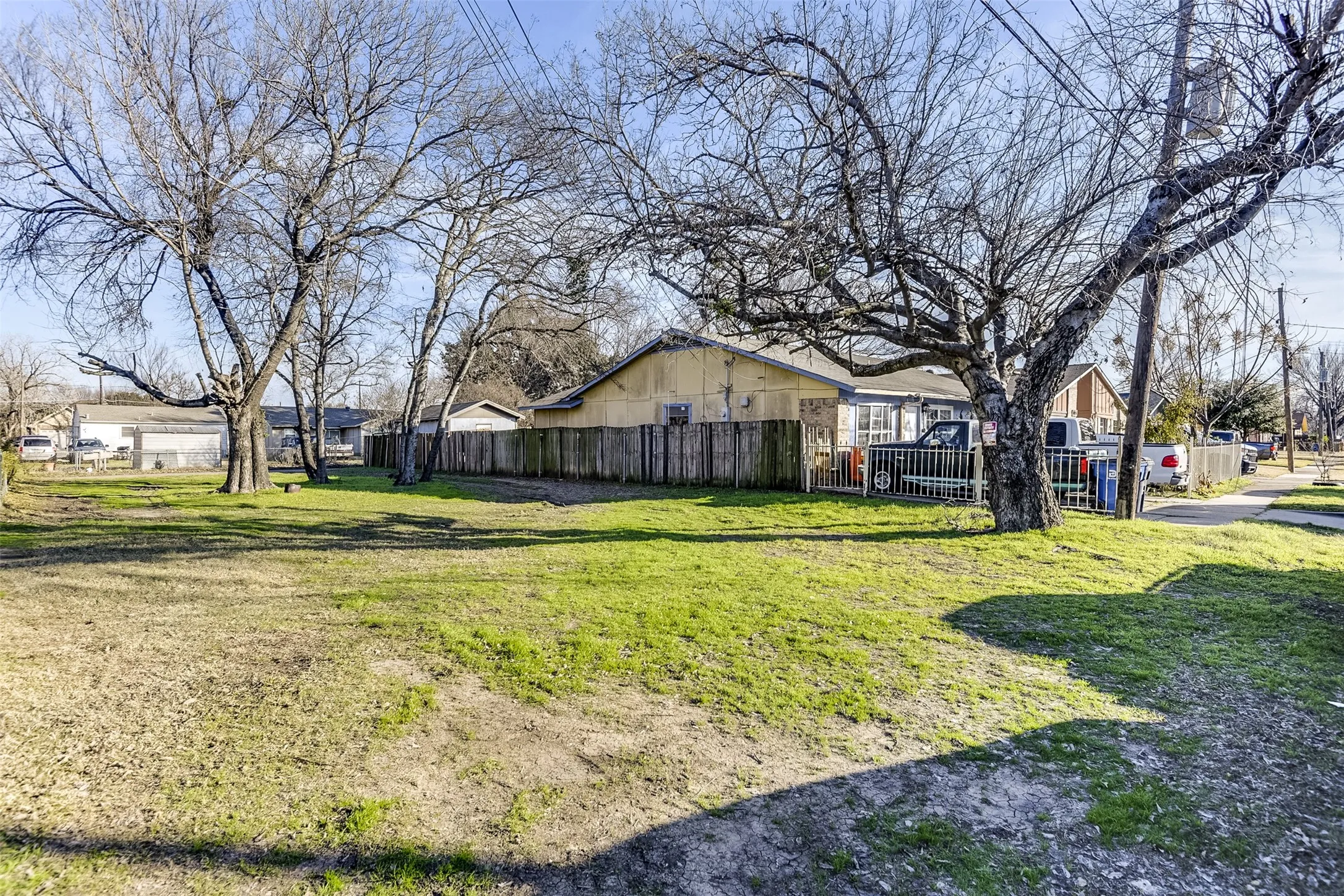 Unimproved Land For Sale in Dallas County , 4036 Pringle Drive, Dallas, Texas 75212, 0, 0, Garage spaces, 0 Sqft, built in 0, mls#21376951, Real Estate Agent in Dallas, Homes For Sale in Dallas county, Homes For Sale in Dallas, Realtor in Dallas Texas, Real Estate Brokerage Independent Realty Texas, Luminita Cordes Realtor