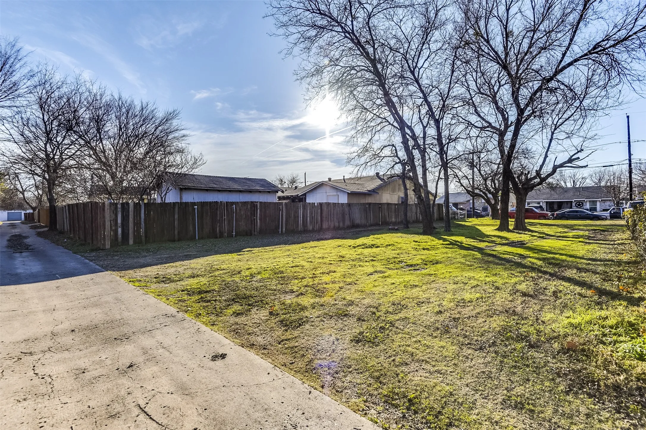 Unimproved Land For Sale in Dallas County , 4036 Pringle Drive, Dallas, Texas 75212, 0, 0, Garage spaces, 0 Sqft, built in 0, mls#21376951, Real Estate Agent in Dallas, Homes For Sale in Dallas county, Homes For Sale in Dallas, Realtor in Dallas Texas, Real Estate Brokerage Independent Realty Texas, Luminita Cordes Realtor