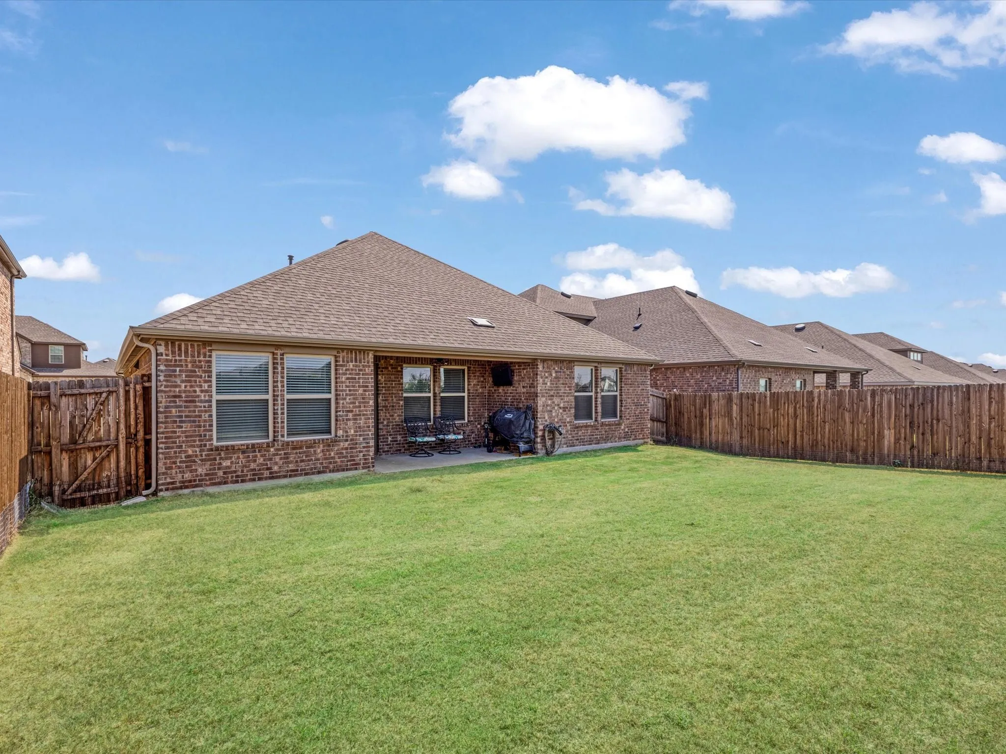 Single Family Residence For Sale in Denton County , 3257 Trails End Road, Aubrey, Texas 76227, 3 Bedroom, 2 Bathroom, 2 Garage spaces, 1,639 Sqft, built in 2023, mls#21376955, Real Estate Agent in Aubrey, Homes For Sale in Denton county, Homes For Sale in Aubrey, Realtor in Aubrey Texas, Real Estate Brokerage Independent Realty Texas, Luminita Cordes Realtor