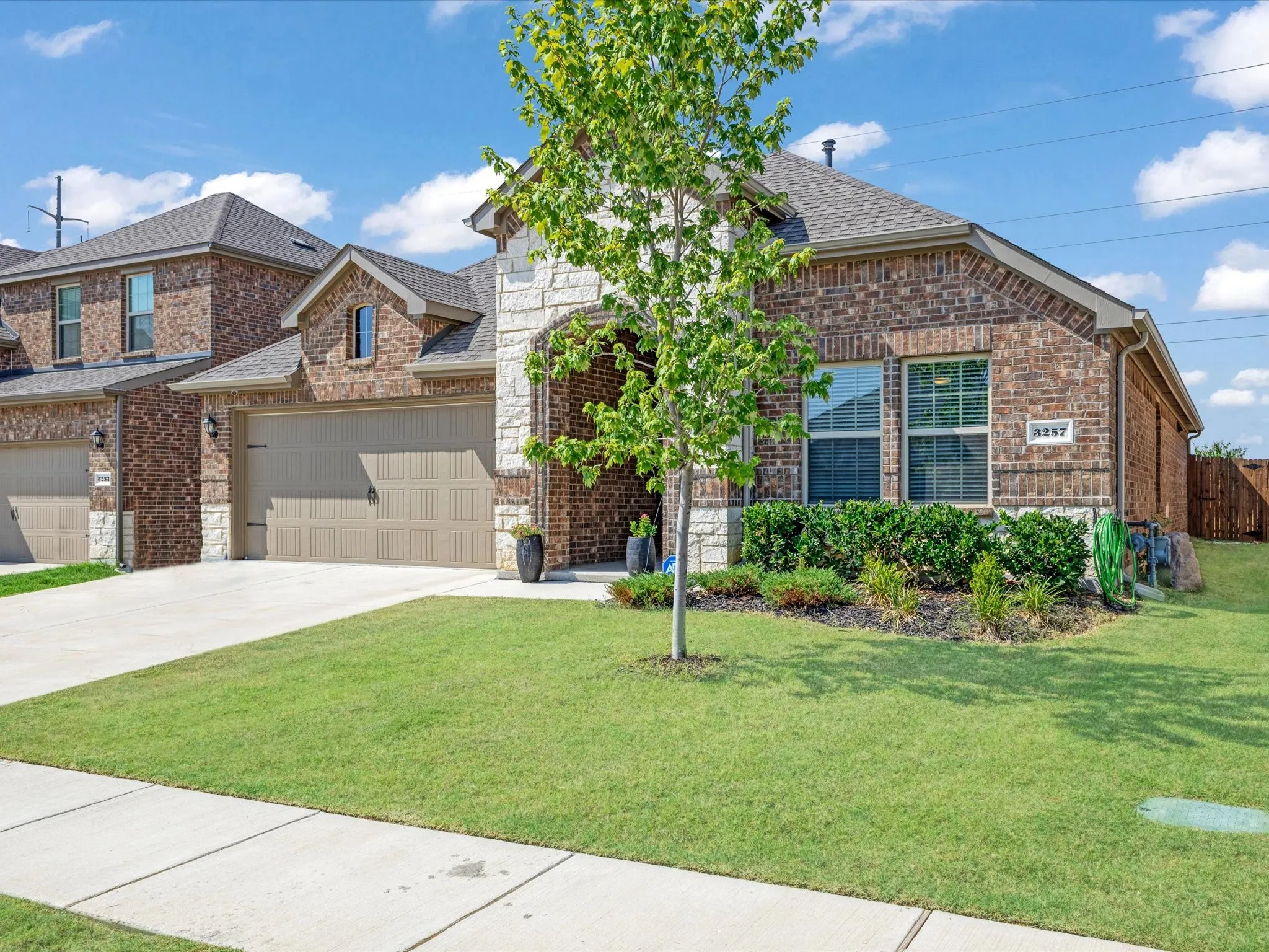 Single Family Residence For Sale in Denton County , 3257 Trails End Road, Aubrey, Texas 76227, 3 Bedroom, 2 Bathroom, 2 Garage spaces, 1,639 Sqft, built in 2023, mls#21376955, Real Estate Agent in Aubrey, Homes For Sale in Denton county, Homes For Sale in Aubrey, Realtor in Aubrey Texas, Real Estate Brokerage Independent Realty Texas, Luminita Cordes Realtor