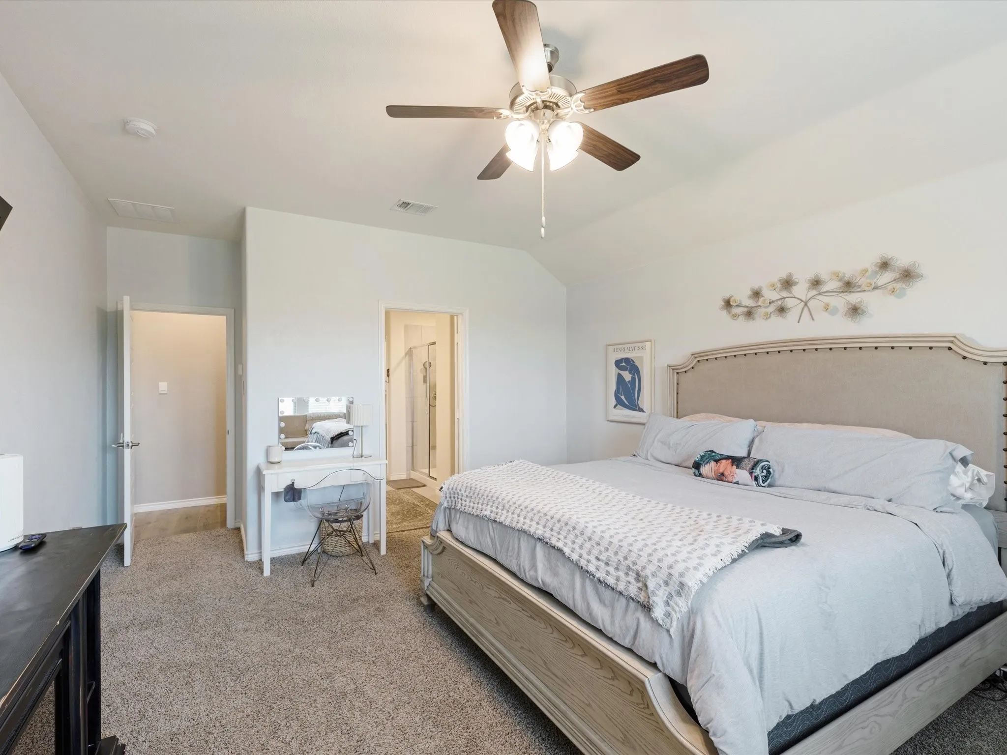 Single Family Residence For Sale in Denton County , 3257 Trails End Road, Aubrey, Texas 76227, 3 Bedroom, 2 Bathroom, 2 Garage spaces, 1,639 Sqft, built in 2023, mls#21376955, Real Estate Agent in Aubrey, Homes For Sale in Denton county, Homes For Sale in Aubrey, Realtor in Aubrey Texas, Real Estate Brokerage Independent Realty Texas, Luminita Cordes Realtor