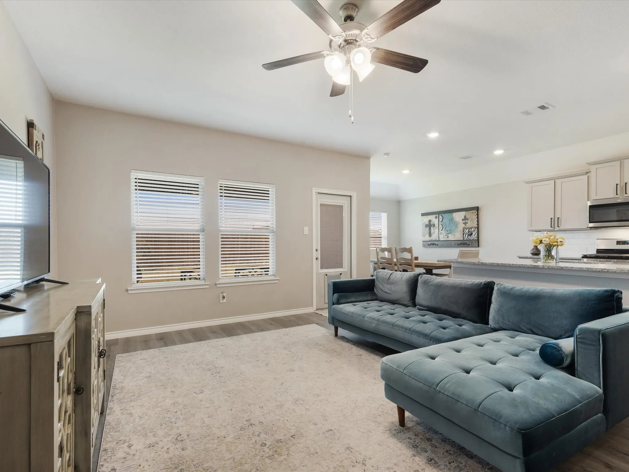 Single Family Residence For Sale in Denton County , 3257 Trails End Road, Aubrey, Texas 76227, 3 Bedroom, 2 Bathroom, 2 Garage spaces, 1,639 Sqft, built in 2023, mls#21376955, Real Estate Agent in Aubrey, Homes For Sale in Denton county, Homes For Sale in Aubrey, Realtor in Aubrey Texas, Real Estate Brokerage Independent Realty Texas, Luminita Cordes Realtor