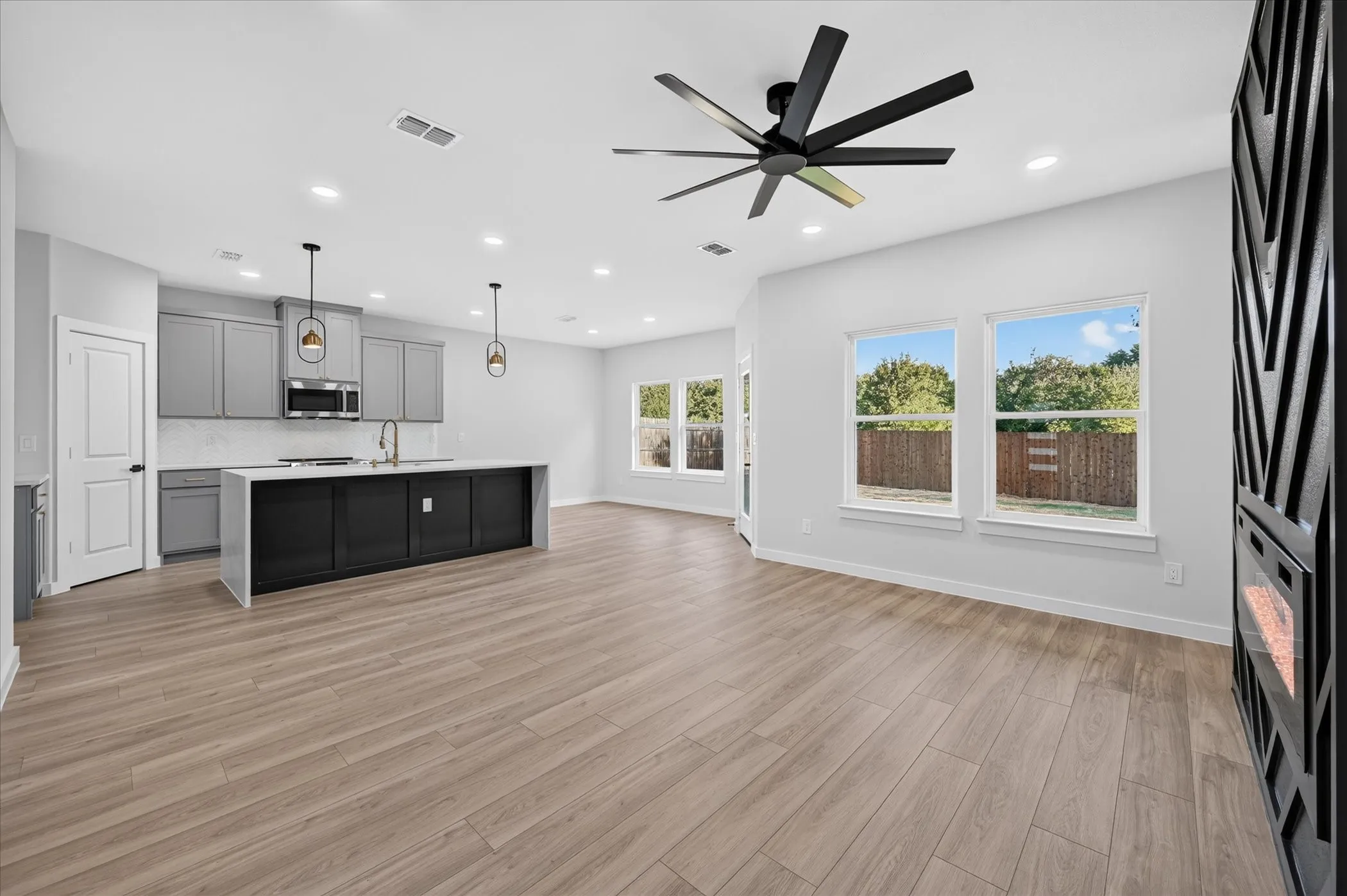 Single Family Residence For Sale in Denton County , 3057 Brandywine, Denton, Texas 76209, 3 Bedroom, 2 Bathroom, 2 Garage spaces, 1,450 Sqft, built in 2026, mls#21373809, Real Estate Agent in Denton, Homes For Sale in Denton county, Homes For Sale in Denton, Realtor in Denton Texas, Real Estate Brokerage Independent Realty Texas, Luminita Cordes Realtor