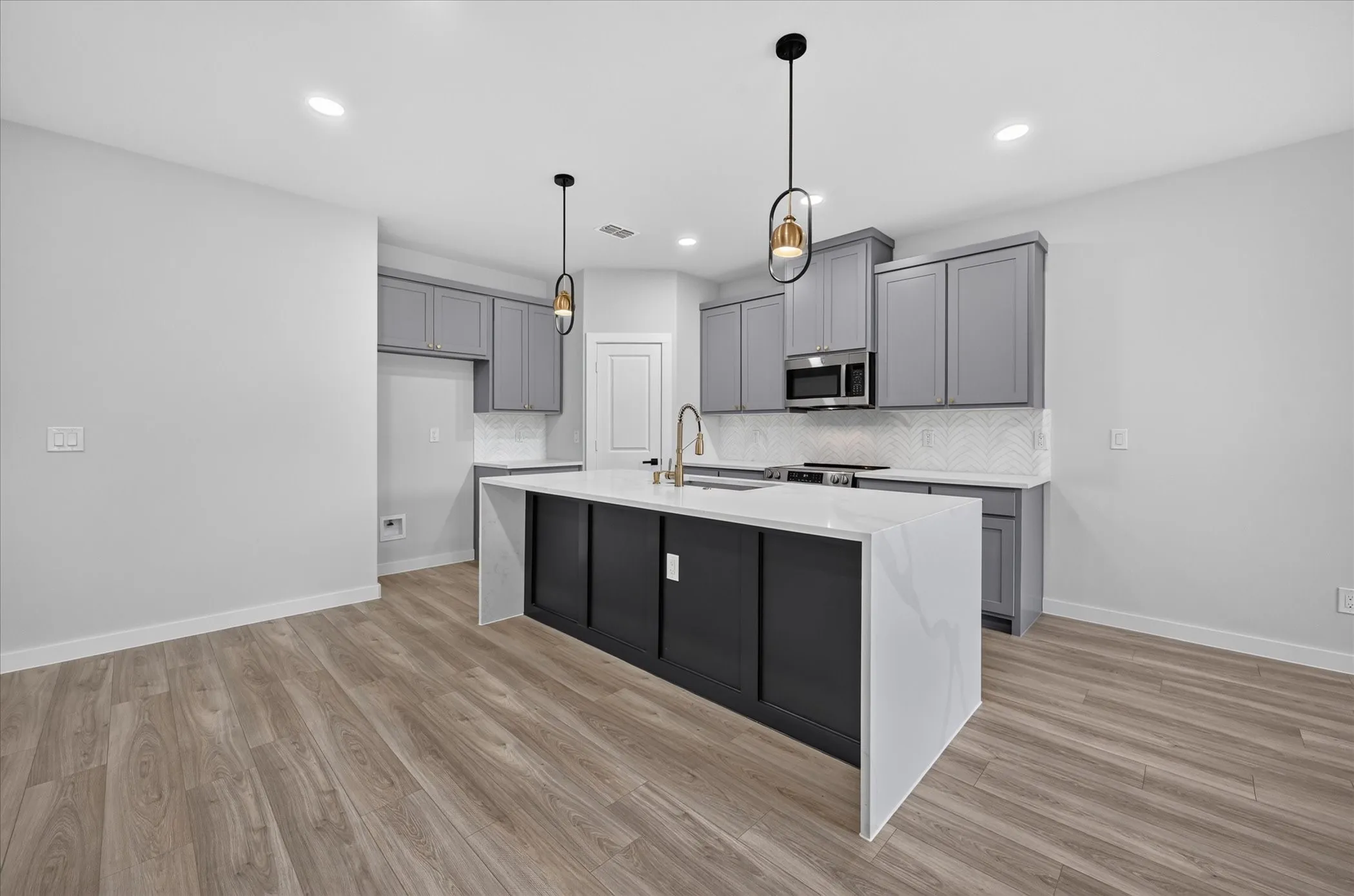 Single Family Residence For Sale in Denton County , 3057 Brandywine, Denton, Texas 76209, 3 Bedroom, 2 Bathroom, 2 Garage spaces, 1,450 Sqft, built in 2026, mls#21373809, Real Estate Agent in Denton, Homes For Sale in Denton county, Homes For Sale in Denton, Realtor in Denton Texas, Real Estate Brokerage Independent Realty Texas, Luminita Cordes Realtor