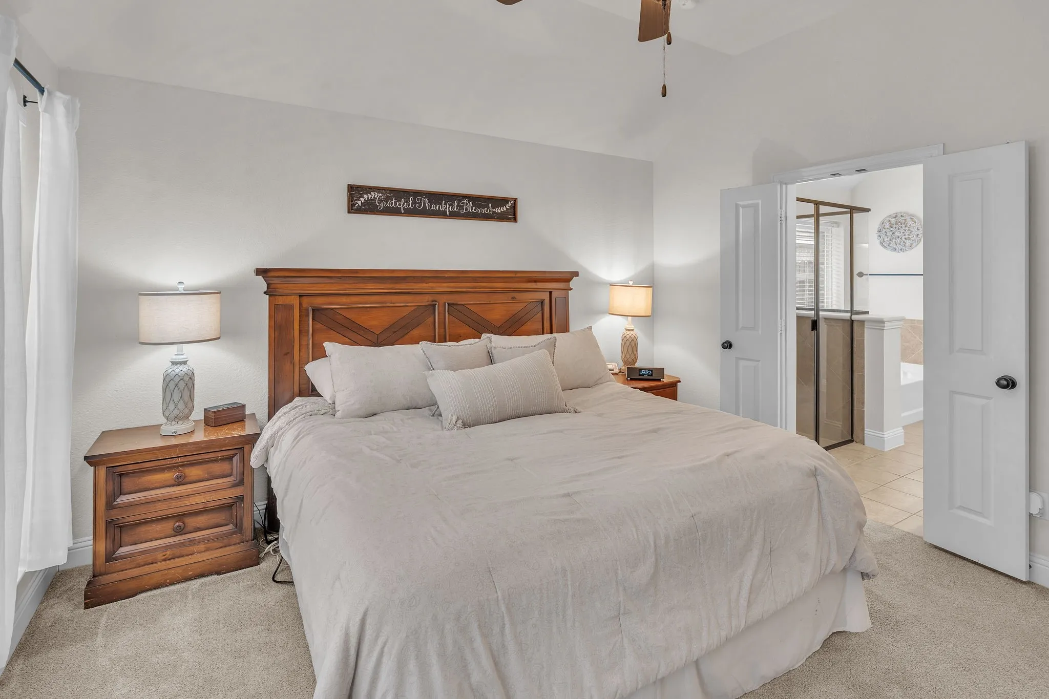 Single Family Residence For Sale in Ellis County , 203 Cambridge Street, Waxahachie, Texas 75165, 3 Bedroom, 2 Bathroom, 2 Garage spaces, 1,788 Sqft, built in 2015, mls#21376782, Real Estate Agent in Waxahachie, Homes For Sale in Ellis county, Homes For Sale in Waxahachie, Realtor in Waxahachie Texas, Real Estate Brokerage Independent Realty Texas, Luminita Cordes Realtor
