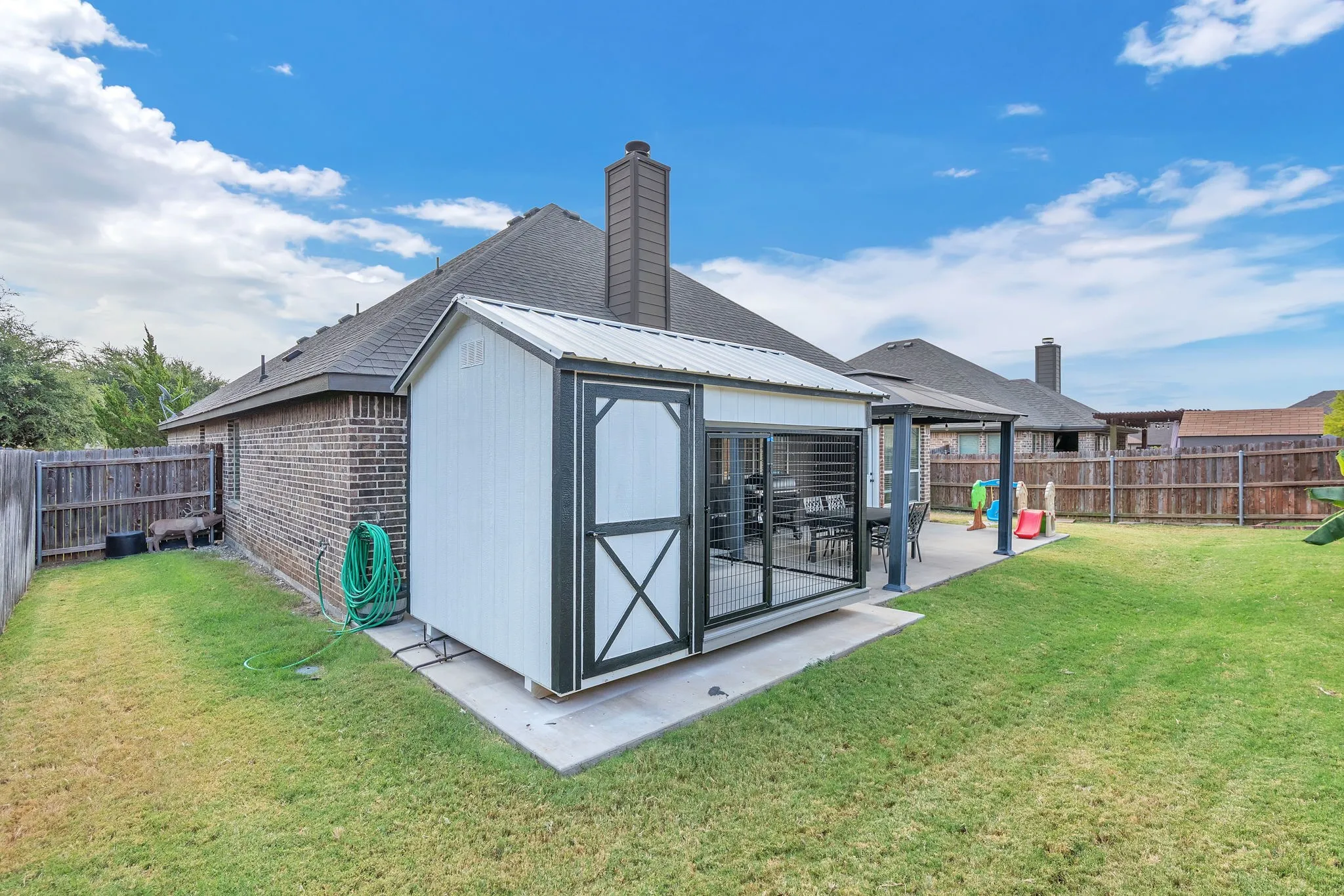 Single Family Residence For Sale in Ellis County , 203 Cambridge Street, Waxahachie, Texas 75165, 3 Bedroom, 2 Bathroom, 2 Garage spaces, 1,788 Sqft, built in 2015, mls#21376782, Real Estate Agent in Waxahachie, Homes For Sale in Ellis county, Homes For Sale in Waxahachie, Realtor in Waxahachie Texas, Real Estate Brokerage Independent Realty Texas, Luminita Cordes Realtor