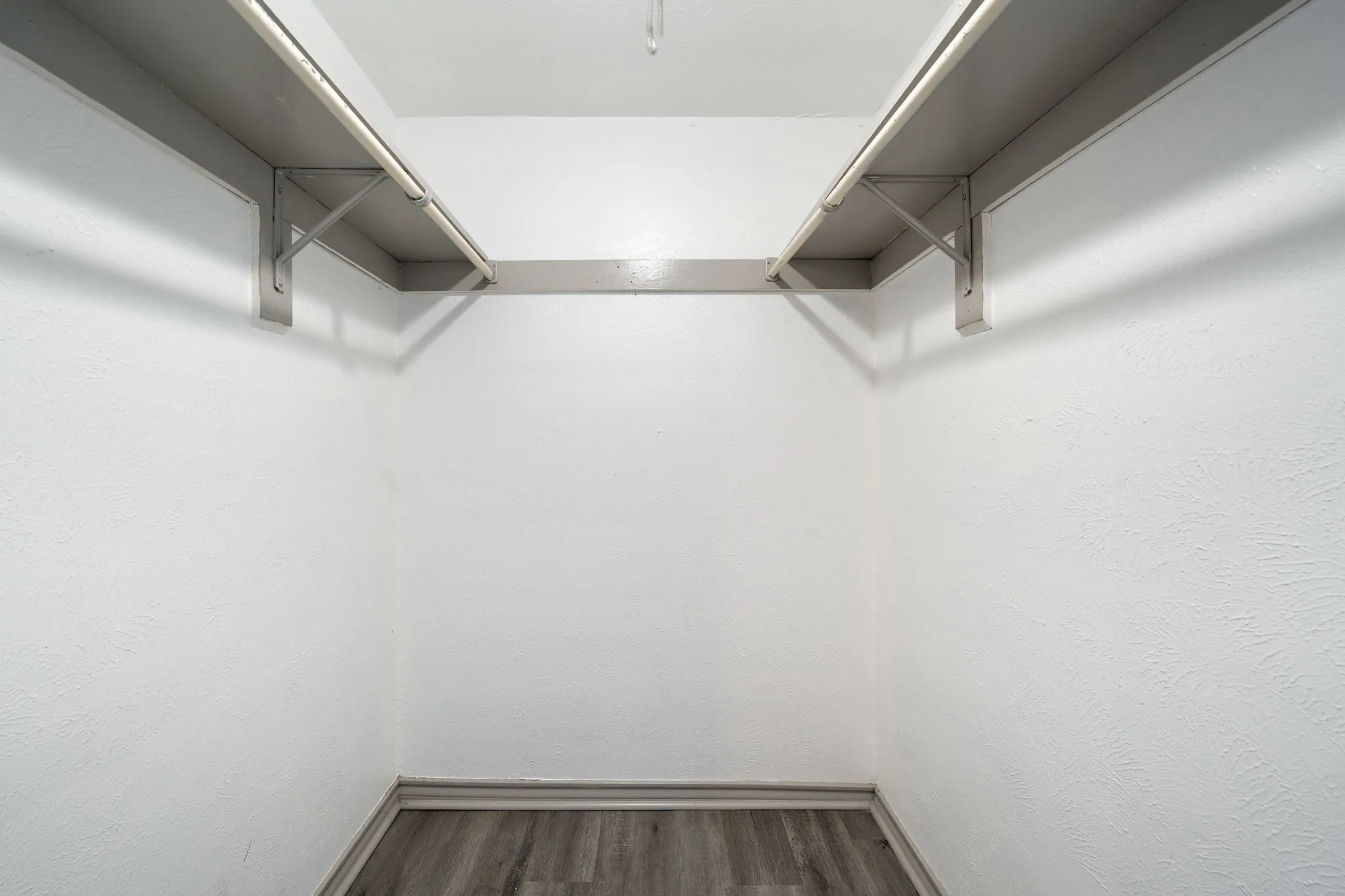 Single Family Residence For Rent in Denton County , 1108 N Elm Street 3, Denton, Texas 76201, 2 Bedroom, 1 Bathroom, Garage spaces, 850 Sqft, built in 1968, mls#21364378, Real Estate Agent in Denton, Homes For Rent in Denton county, Homes For Rent in Denton, Realtor in Denton Texas, Real Estate Brokerage Independent Realty Texas, Luminita Cordes Realtor