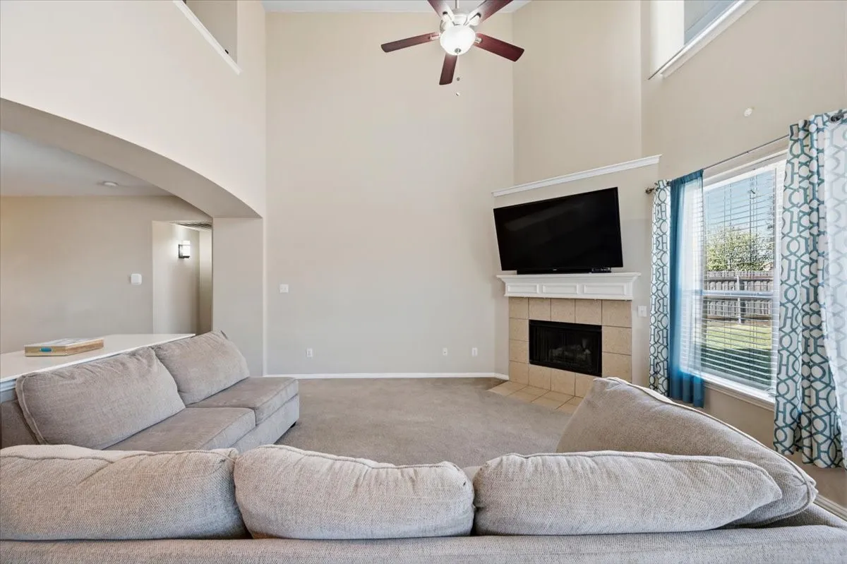 Single Family Residence For Sale in Tarrant County , 4432 Rush River Trail, Fort Worth, Texas 76123, 3 Bedroom, 3 Bathroom, 2 Garage spaces, 2,420 Sqft, built in 2005, mls#21376344, Real Estate Agent in Fort Worth, Homes For Sale in Tarrant county, Homes For Sale in Fort Worth, Realtor in Fort Worth Texas, Real Estate Brokerage Independent Realty Texas, Luminita Cordes Realtor