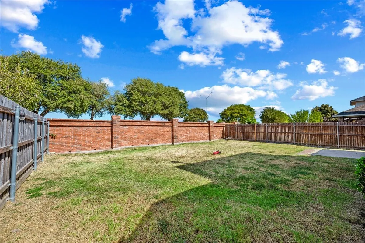 Single Family Residence For Sale in Tarrant County , 4432 Rush River Trail, Fort Worth, Texas 76123, 3 Bedroom, 3 Bathroom, 2 Garage spaces, 2,420 Sqft, built in 2005, mls#21376344, Real Estate Agent in Fort Worth, Homes For Sale in Tarrant county, Homes For Sale in Fort Worth, Realtor in Fort Worth Texas, Real Estate Brokerage Independent Realty Texas, Luminita Cordes Realtor