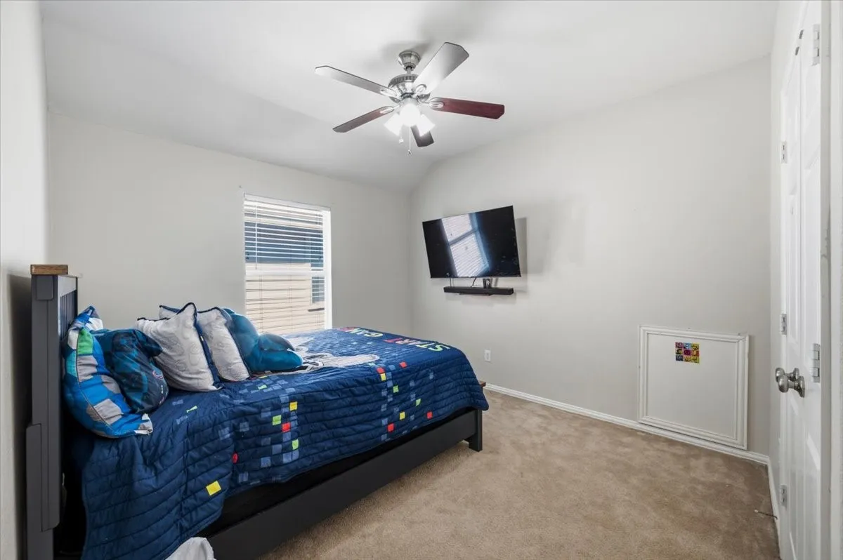 Upstairs Bedroom #3