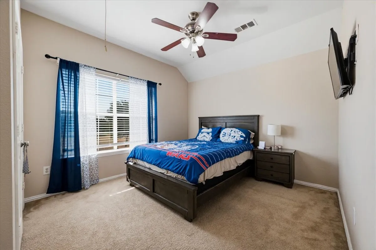 Upstairs Bedroom #2