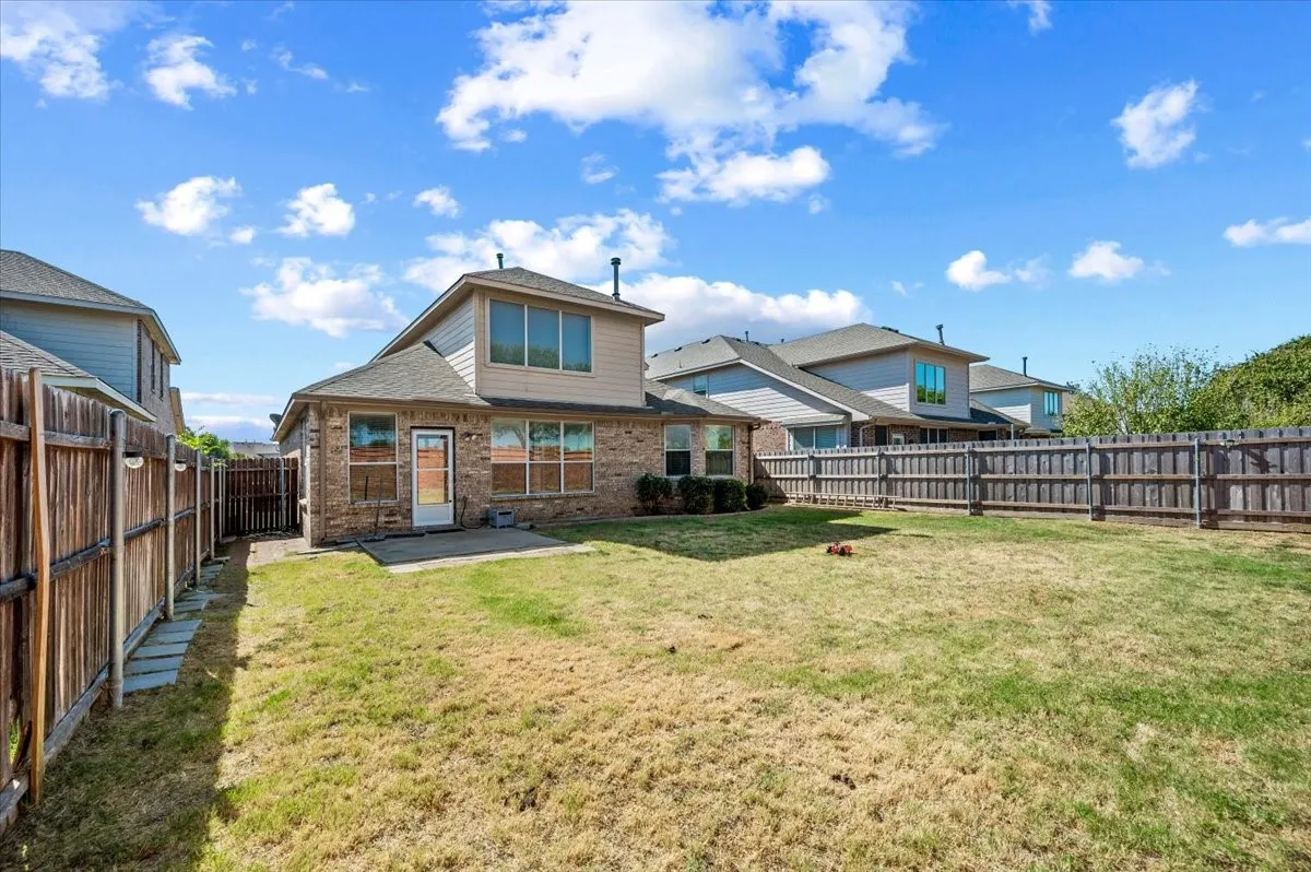 Single Family Residence For Sale in Tarrant County , 4432 Rush River Trail, Fort Worth, Texas 76123, 3 Bedroom, 3 Bathroom, 2 Garage spaces, 2,420 Sqft, built in 2005, mls#21376344, Real Estate Agent in Fort Worth, Homes For Sale in Tarrant county, Homes For Sale in Fort Worth, Realtor in Fort Worth Texas, Real Estate Brokerage Independent Realty Texas, Luminita Cordes Realtor