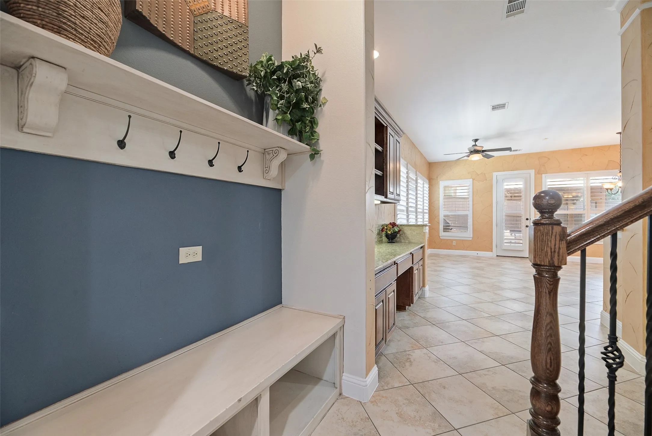 Single Family Residence For Sale in Tarrant County , 409 Silverado Trail, Keller, Texas 76248, 4 Bedroom, 5 Bathroom, 2 Garage spaces, 5,153 Sqft, built in 2007, mls#21374744, Real Estate Agent in Keller, Homes For Sale in Tarrant county, Homes For Sale in Keller, Realtor in Keller Texas, Real Estate Brokerage Independent Realty Texas, Luminita Cordes Realtor