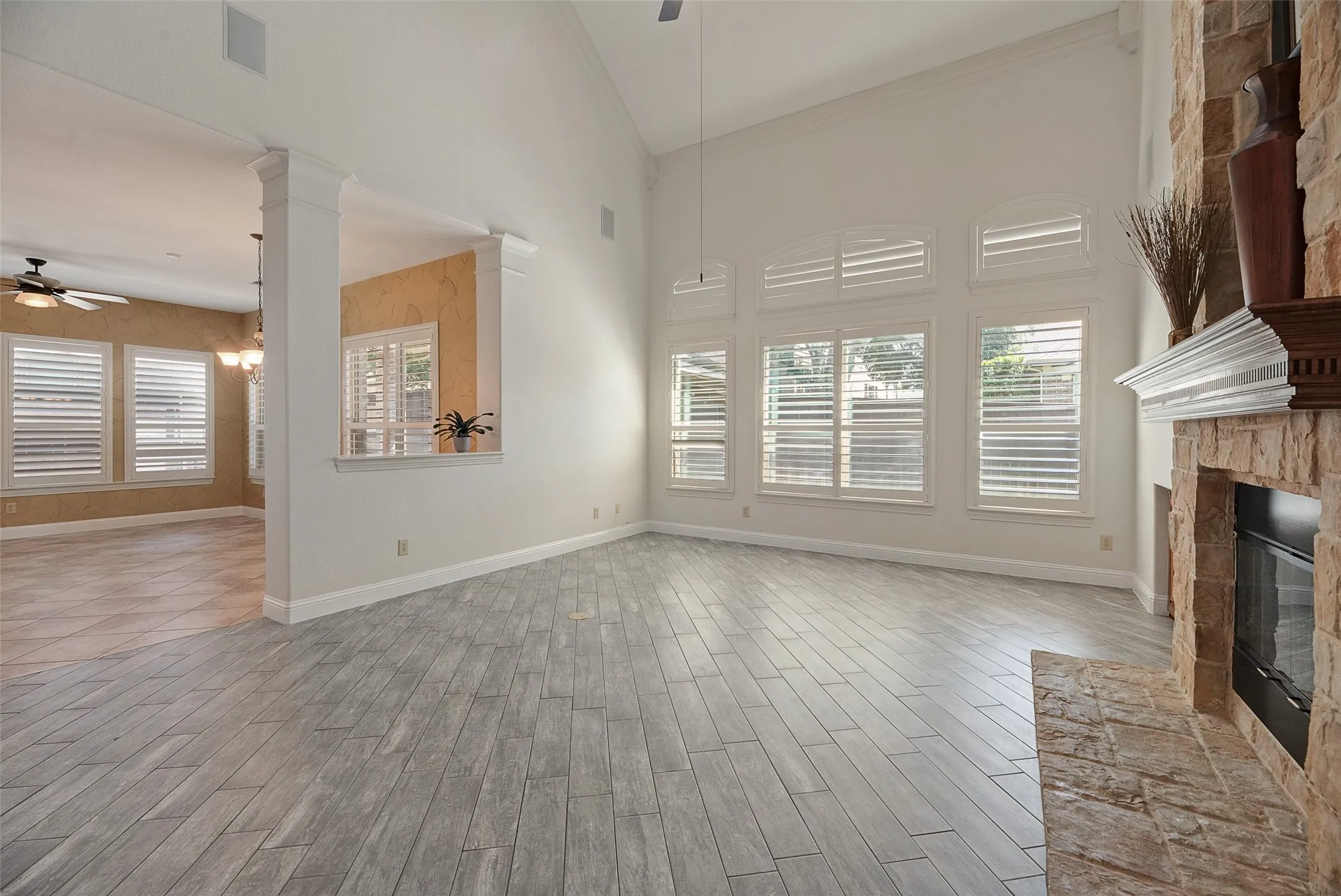 Single Family Residence For Sale in Tarrant County , 409 Silverado Trail, Keller, Texas 76248, 4 Bedroom, 5 Bathroom, 2 Garage spaces, 5,153 Sqft, built in 2007, mls#21374744, Real Estate Agent in Keller, Homes For Sale in Tarrant county, Homes For Sale in Keller, Realtor in Keller Texas, Real Estate Brokerage Independent Realty Texas, Luminita Cordes Realtor