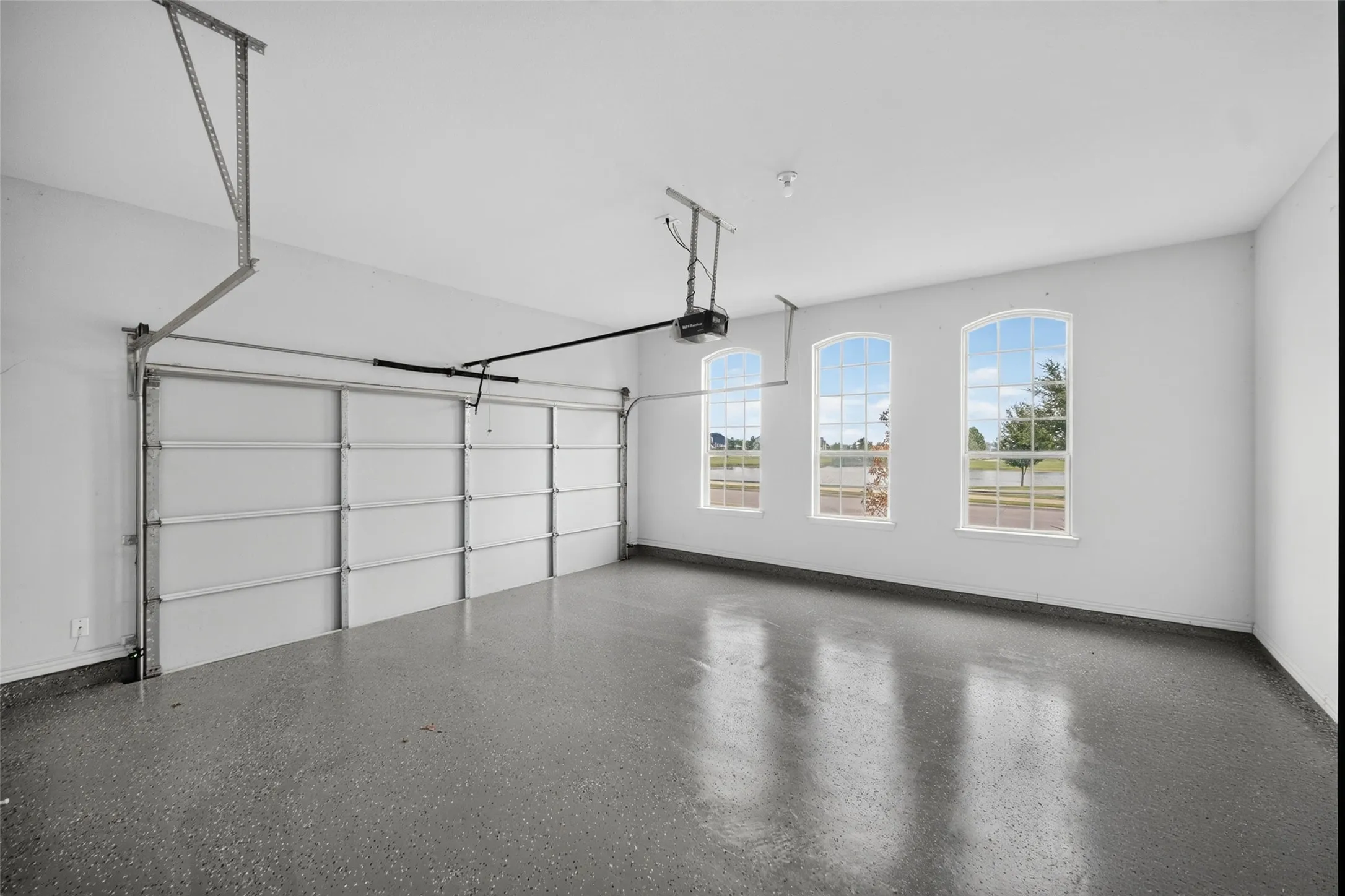 Single Family Residence For Sale in Johnson County , 1316 Limestone Ridge Road, Mansfield, Texas 76063, 4 Bedroom, 5 Bathroom, 3 Garage spaces, 4,063 Sqft, built in 2022, mls#21370106, Real Estate Agent in Mansfield, Homes For Sale in Johnson county, Homes For Sale in Mansfield, Realtor in Mansfield Texas, Real Estate Brokerage Independent Realty Texas, Luminita Cordes Realtor