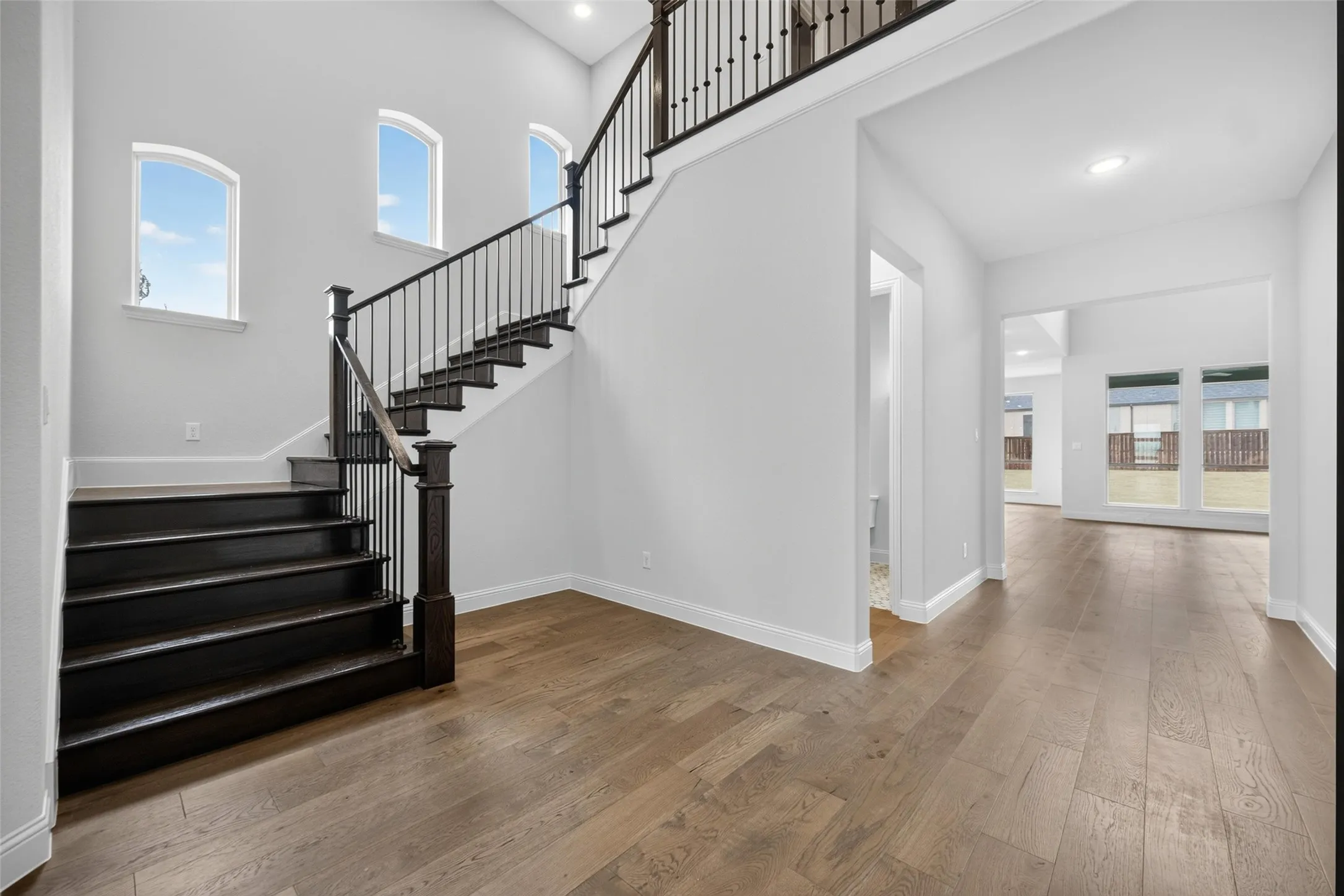 Single Family Residence For Sale in Johnson County , 1316 Limestone Ridge Road, Mansfield, Texas 76063, 4 Bedroom, 5 Bathroom, 3 Garage spaces, 4,063 Sqft, built in 2022, mls#21370106, Real Estate Agent in Mansfield, Homes For Sale in Johnson county, Homes For Sale in Mansfield, Realtor in Mansfield Texas, Real Estate Brokerage Independent Realty Texas, Luminita Cordes Realtor