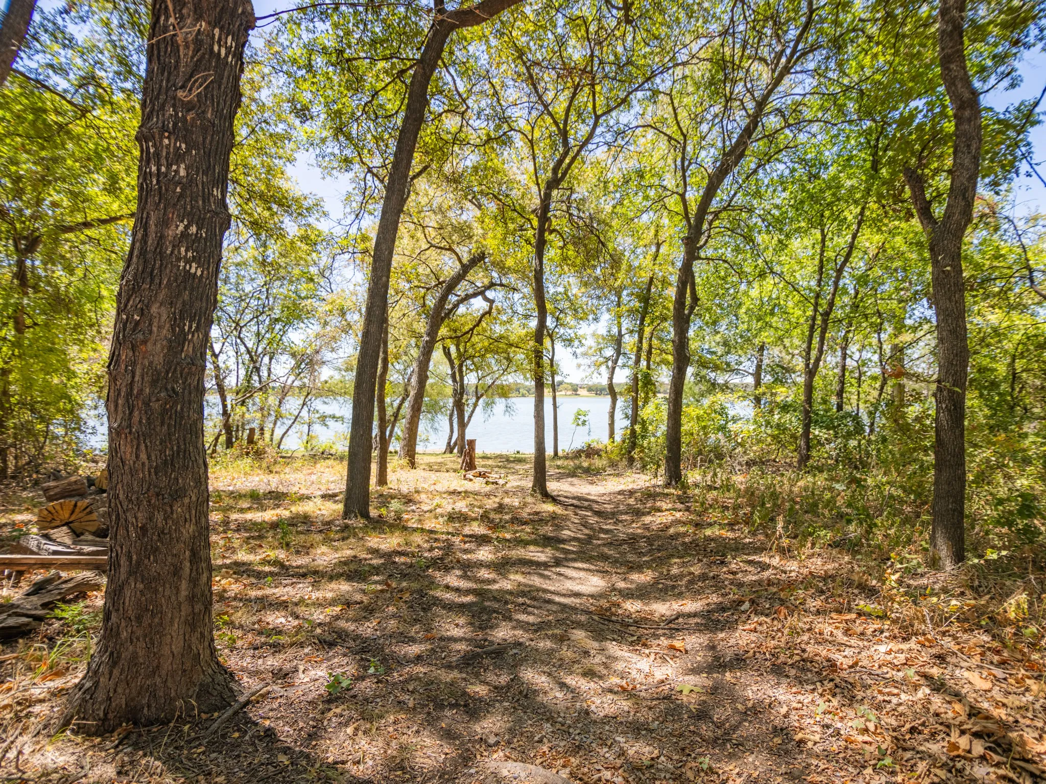 Single Family Residence For Sale in Denton County , 839 Lake Forest Trail, Little Elm, Texas 75068, 3 Bedroom, 2 Bathroom, 2 Garage spaces, 2,102 Sqft, built in 2010, mls#21374973, Real Estate Agent in Little Elm, Homes For Sale in Denton county, Homes For Sale in Little Elm, Realtor in Little Elm Texas, Real Estate Brokerage Independent Realty Texas, Luminita Cordes Realtor