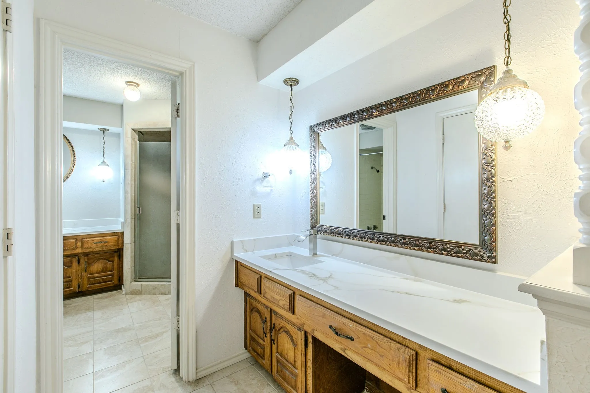Single Family Residence For Sale in Dallas County , 528 Edmonds Way, De Soto, Texas 75115, 3 Bedroom, 2 Bathroom, 2 Garage spaces, 1,786 Sqft, built in 1978, mls#21376537, Real Estate Agent in De Soto, Homes For Sale in Dallas county, Homes For Sale in De Soto, Realtor in De Soto Texas, Real Estate Brokerage Independent Realty Texas, Luminita Cordes Realtor