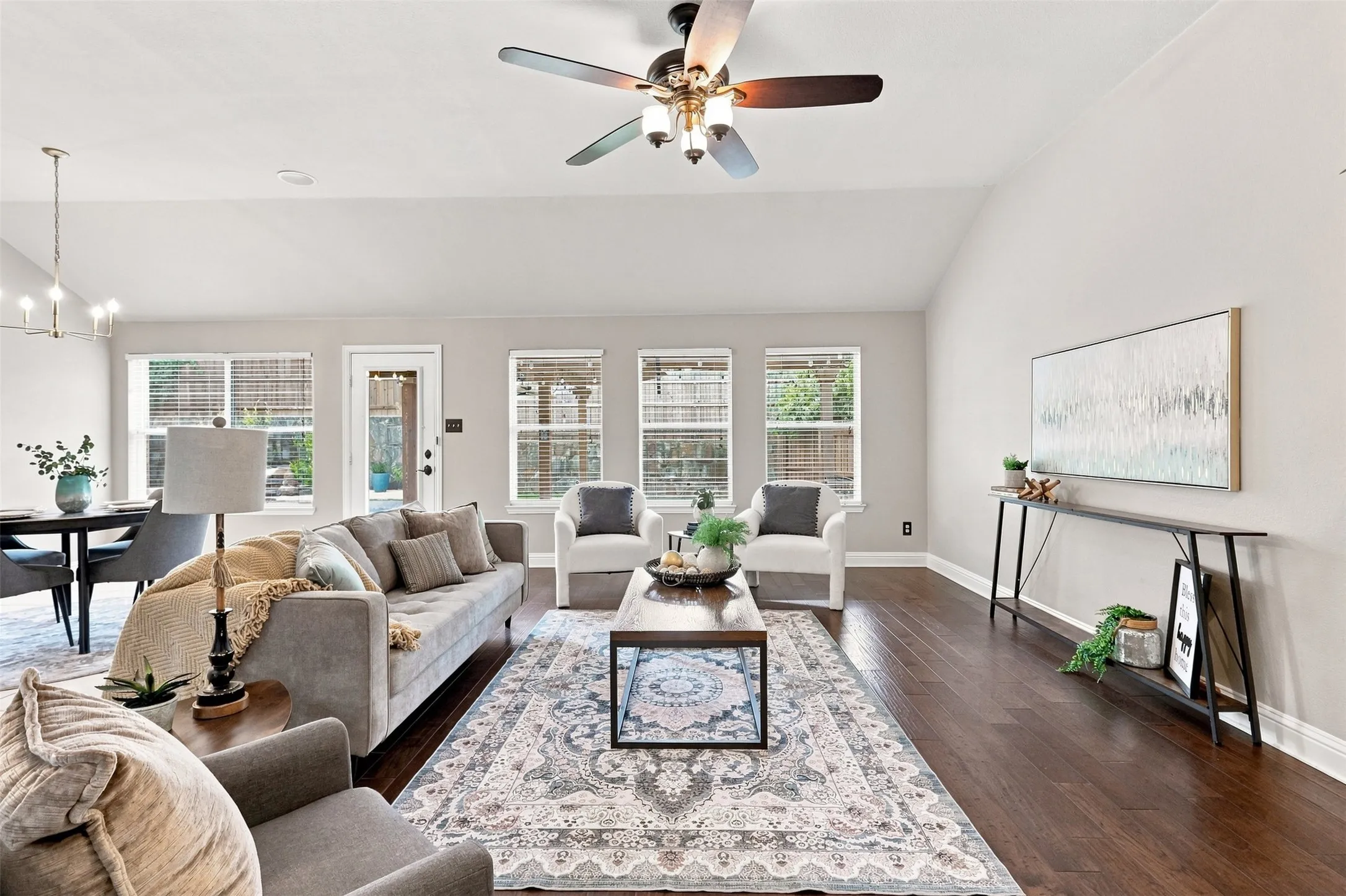 Single Family Residence For Sale in Collin County , 1220 Cedar Lake Drive, Prosper, Texas 75078, 4 Bedroom, 2 Bathroom, 3 Garage spaces, 2,818 Sqft, built in 2005, mls#21371089, Real Estate Agent in Prosper, Homes For Sale in Collin county, Homes For Sale in Prosper, Realtor in Prosper Texas, Real Estate Brokerage Independent Realty Texas, Luminita Cordes Realtor