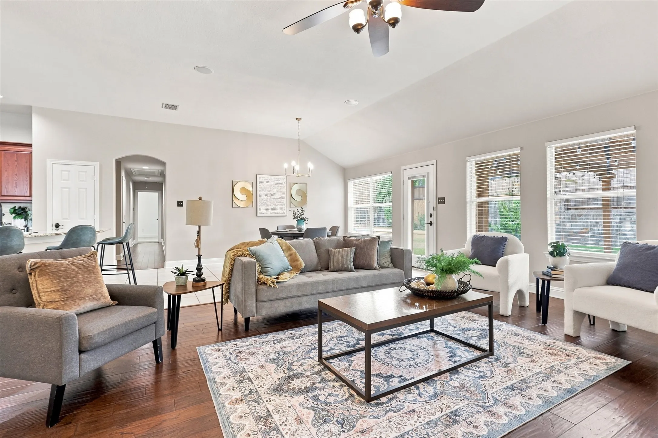 Single Family Residence For Sale in Collin County , 1220 Cedar Lake Drive, Prosper, Texas 75078, 4 Bedroom, 2 Bathroom, 3 Garage spaces, 2,818 Sqft, built in 2005, mls#21371089, Real Estate Agent in Prosper, Homes For Sale in Collin county, Homes For Sale in Prosper, Realtor in Prosper Texas, Real Estate Brokerage Independent Realty Texas, Luminita Cordes Realtor