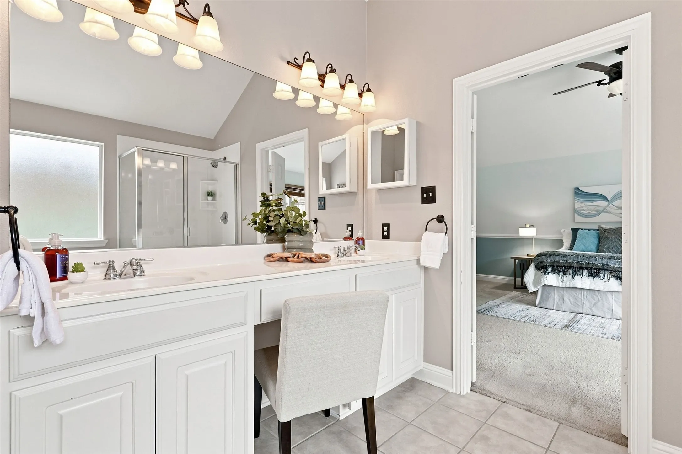 Single Family Residence For Sale in Collin County , 1220 Cedar Lake Drive, Prosper, Texas 75078, 4 Bedroom, 2 Bathroom, 3 Garage spaces, 2,818 Sqft, built in 2005, mls#21371089, Real Estate Agent in Prosper, Homes For Sale in Collin county, Homes For Sale in Prosper, Realtor in Prosper Texas, Real Estate Brokerage Independent Realty Texas, Luminita Cordes Realtor