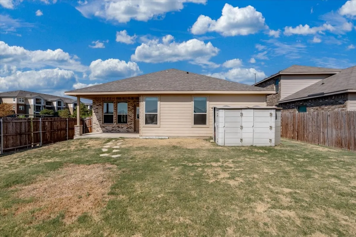 Single Family Residence For Sale in Tarrant County , 145 Hidden Creek Court, Saginaw, Texas 76131, 3 Bedroom, 2 Bathroom, 2 Garage spaces, 1,728 Sqft, built in 2017, mls#21376965, Real Estate Agent in Saginaw, Homes For Sale in Tarrant county, Homes For Sale in Saginaw, Realtor in Saginaw Texas, Real Estate Brokerage Independent Realty Texas, Luminita Cordes Realtor