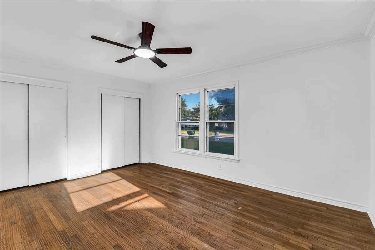 Single Family Residence For Sale in Tarrant County , 5316 Palmer Drive, Haltom City, Texas 76117, 3 Bedroom, 1 Bathroom, 1 Garage spaces, 1,350 Sqft, built in 1955, mls#21374885, Real Estate Agent in Haltom City, Homes For Sale in Tarrant county, Homes For Sale in Haltom City, Realtor in Haltom City Texas, Real Estate Brokerage Independent Realty Texas, Luminita Cordes Realtor