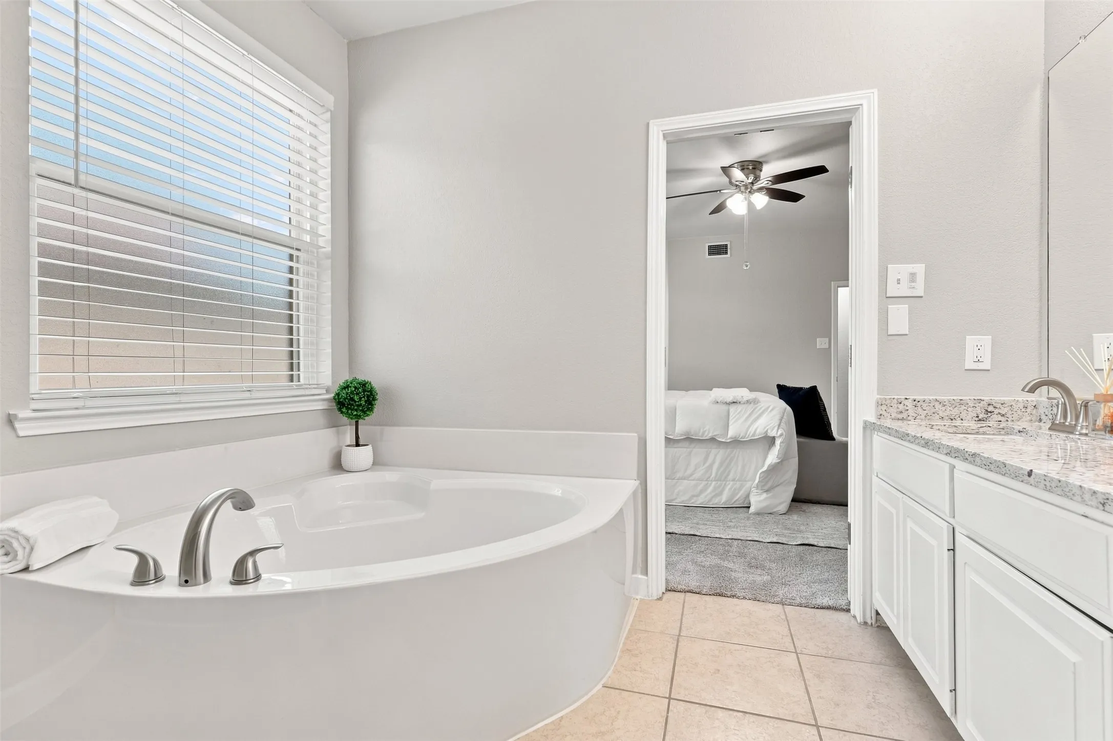 Corner soaking tub is perfect for relaxing after a long day!