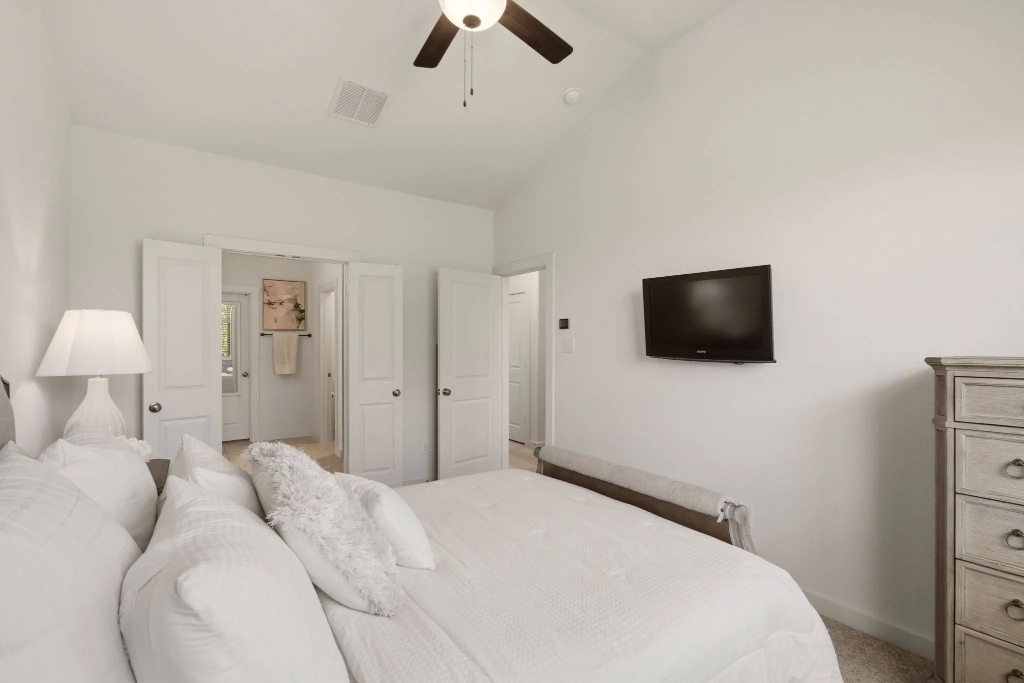Townhouse For Sale in Collin County , 5904 Ridgeline Drive, Mc Kinney, Texas 75070, 2 Bedroom, 3 Bathroom, 2 Garage spaces, 1,377 Sqft, built in 2020, mls#21374575, Real Estate Agent in Mc Kinney, Homes For Sale in Collin county, Homes For Sale in Mc Kinney, Realtor in Mc Kinney Texas, Real Estate Brokerage Independent Realty Texas, Luminita Cordes Realtor