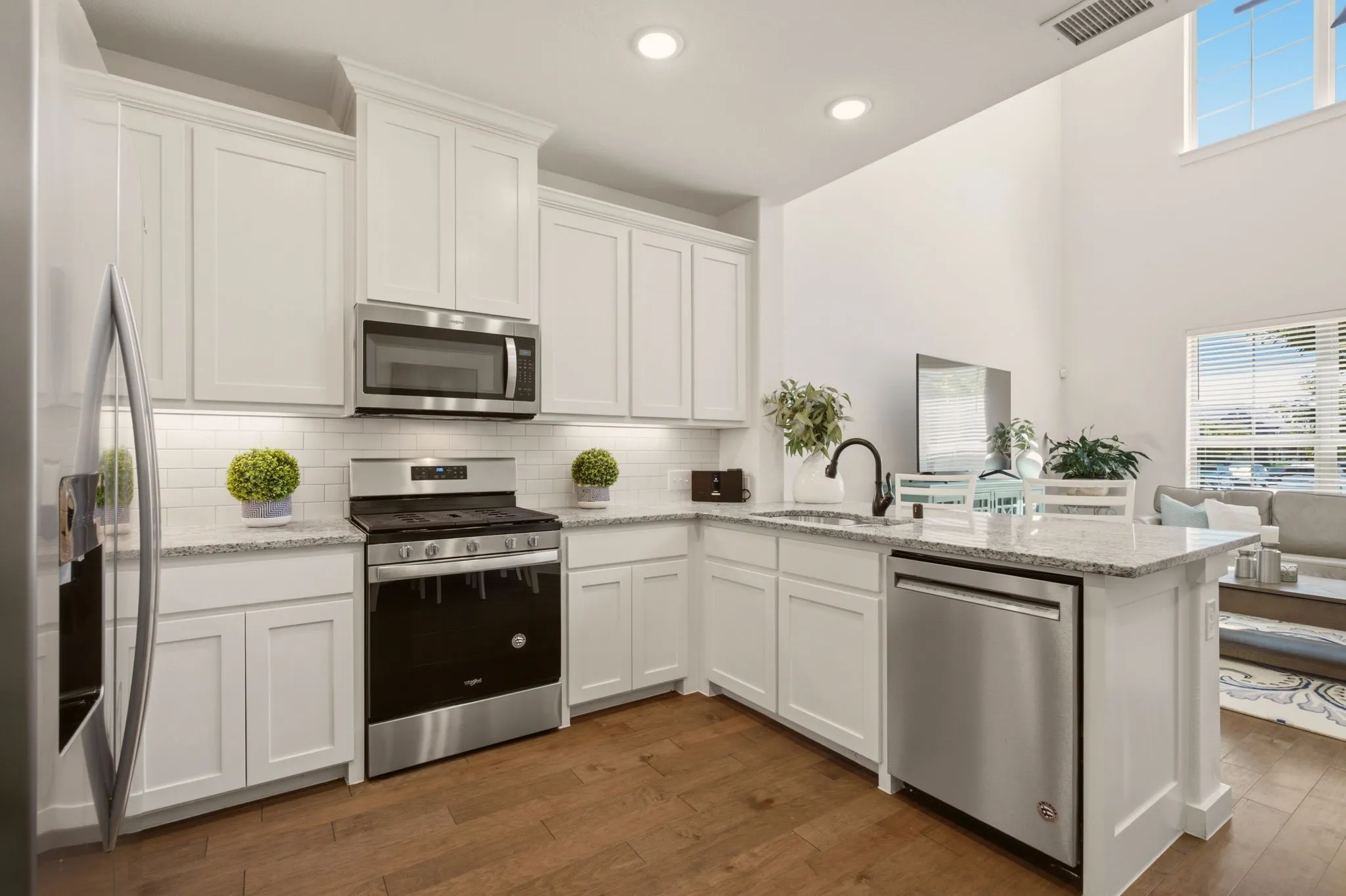 Townhouse For Sale in Collin County , 5904 Ridgeline Drive, Mc Kinney, Texas 75070, 2 Bedroom, 3 Bathroom, 2 Garage spaces, 1,377 Sqft, built in 2020, mls#21374575, Real Estate Agent in Mc Kinney, Homes For Sale in Collin county, Homes For Sale in Mc Kinney, Realtor in Mc Kinney Texas, Real Estate Brokerage Independent Realty Texas, Luminita Cordes Realtor