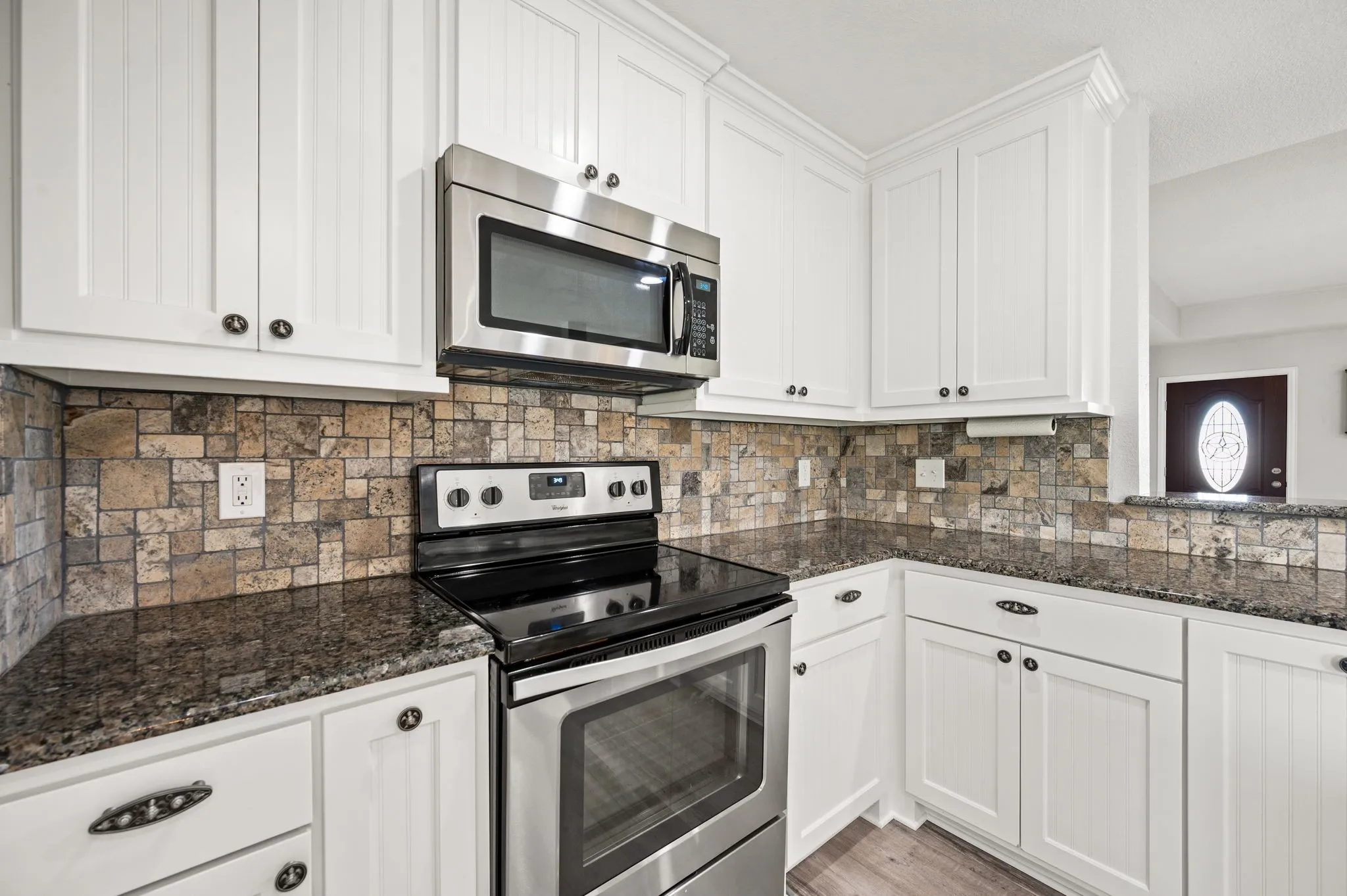 Single Family Residence For Sale in Hood County , 4000 Goliad Drive, Granbury, Texas 76048, 4 Bedroom, 2 Bathroom, 2 Garage spaces, 2,560 Sqft, built in 2016, mls#21376622, Real Estate Agent in Granbury, Homes For Sale in Hood county, Homes For Sale in Granbury, Realtor in Granbury Texas, Real Estate Brokerage Independent Realty Texas, Luminita Cordes Realtor