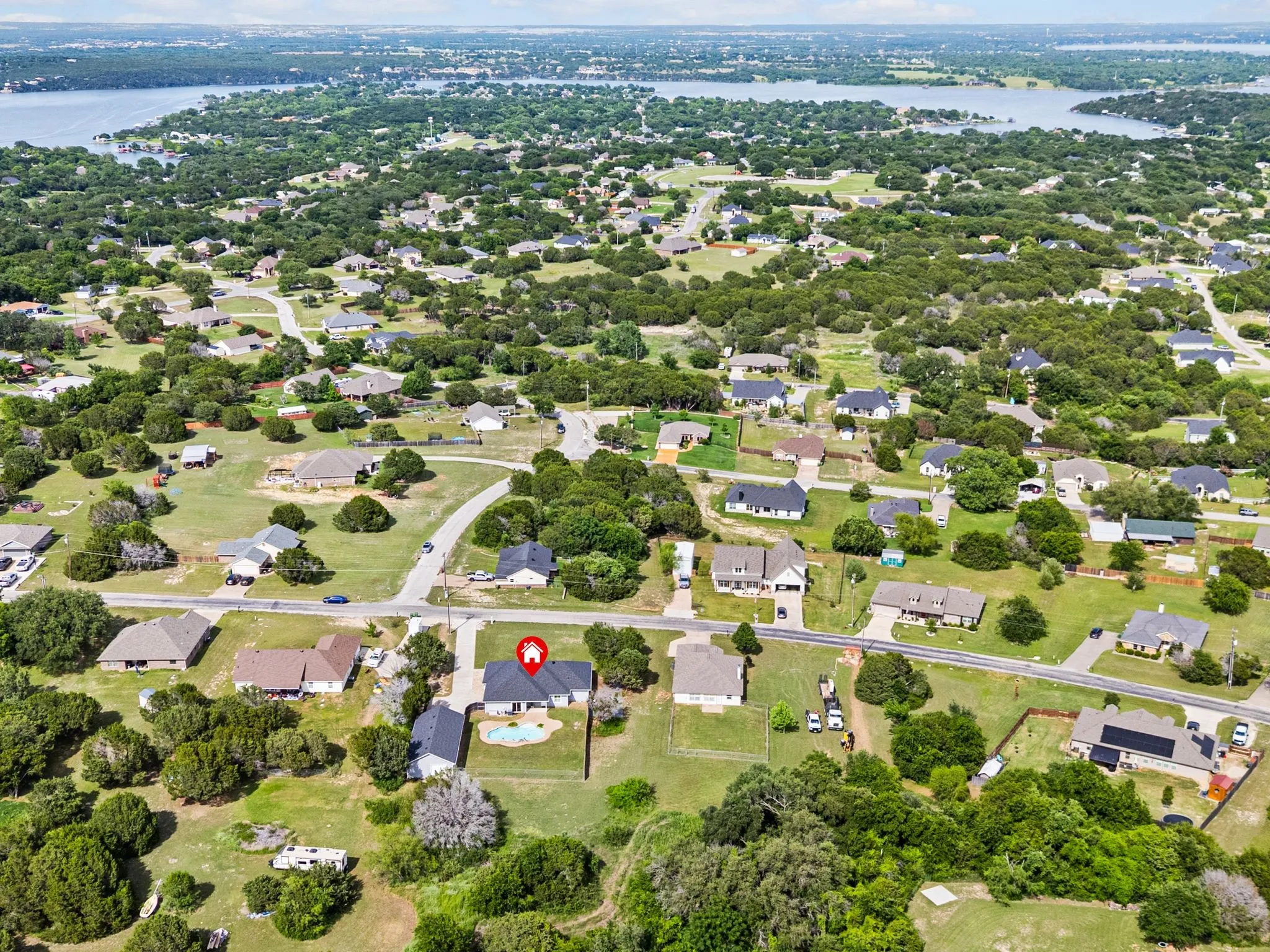 Single Family Residence For Sale in Hood County , 4000 Goliad Drive, Granbury, Texas 76048, 4 Bedroom, 2 Bathroom, 2 Garage spaces, 2,560 Sqft, built in 2016, mls#21376622, Real Estate Agent in Granbury, Homes For Sale in Hood county, Homes For Sale in Granbury, Realtor in Granbury Texas, Real Estate Brokerage Independent Realty Texas, Luminita Cordes Realtor