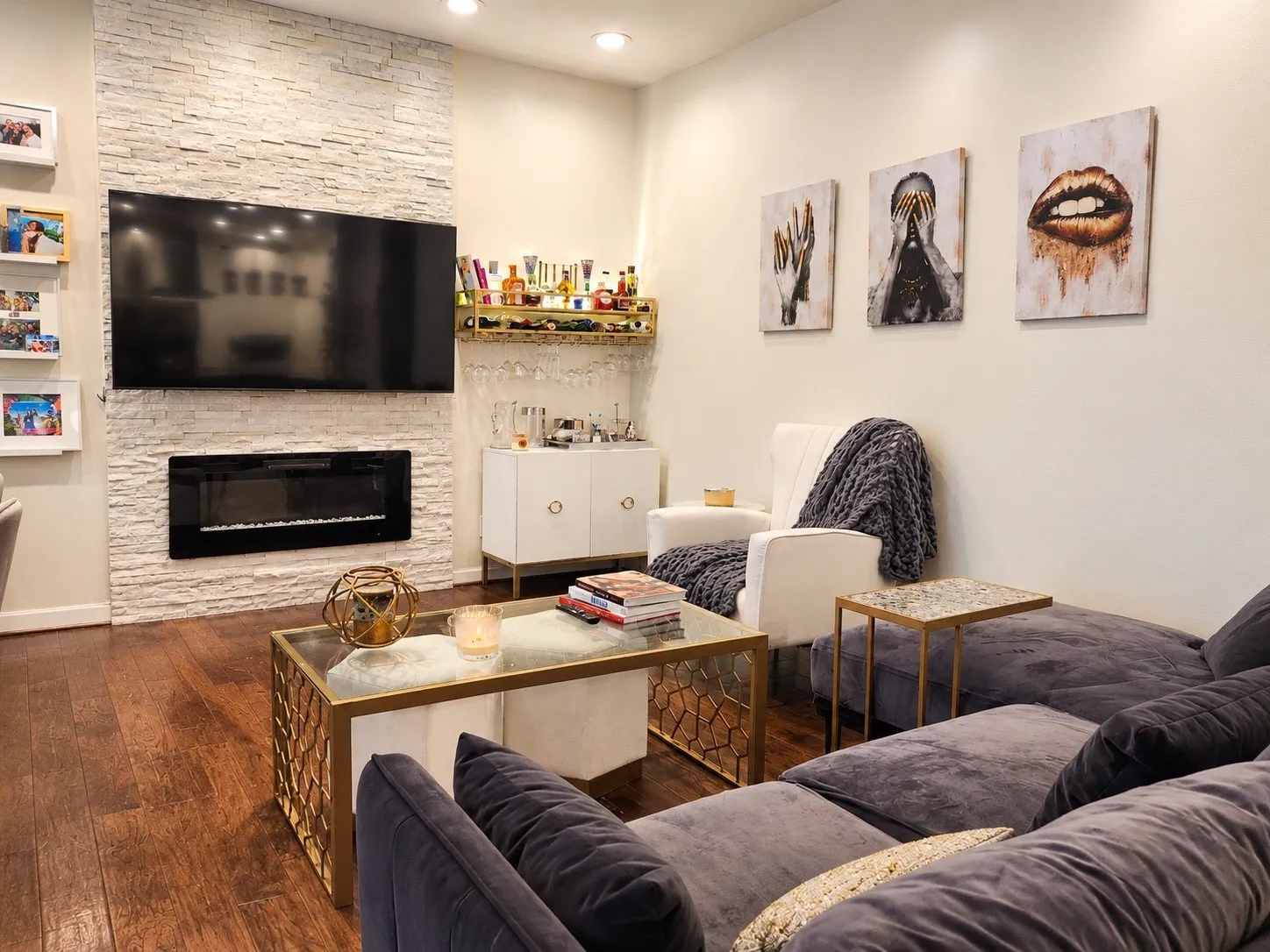 Condominium For Sale in Dallas County , 3940 Hawthorne Avenue 6, Dallas, Texas 75219, 1 Bedroom, 2 Bathroom, Garage spaces, 841 Sqft, built in 1983, mls#21375180, Real Estate Agent in Dallas, Homes For Sale in Dallas county, Homes For Sale in Dallas, Realtor in Dallas Texas, Real Estate Brokerage Independent Realty Texas, Luminita Cordes Realtor