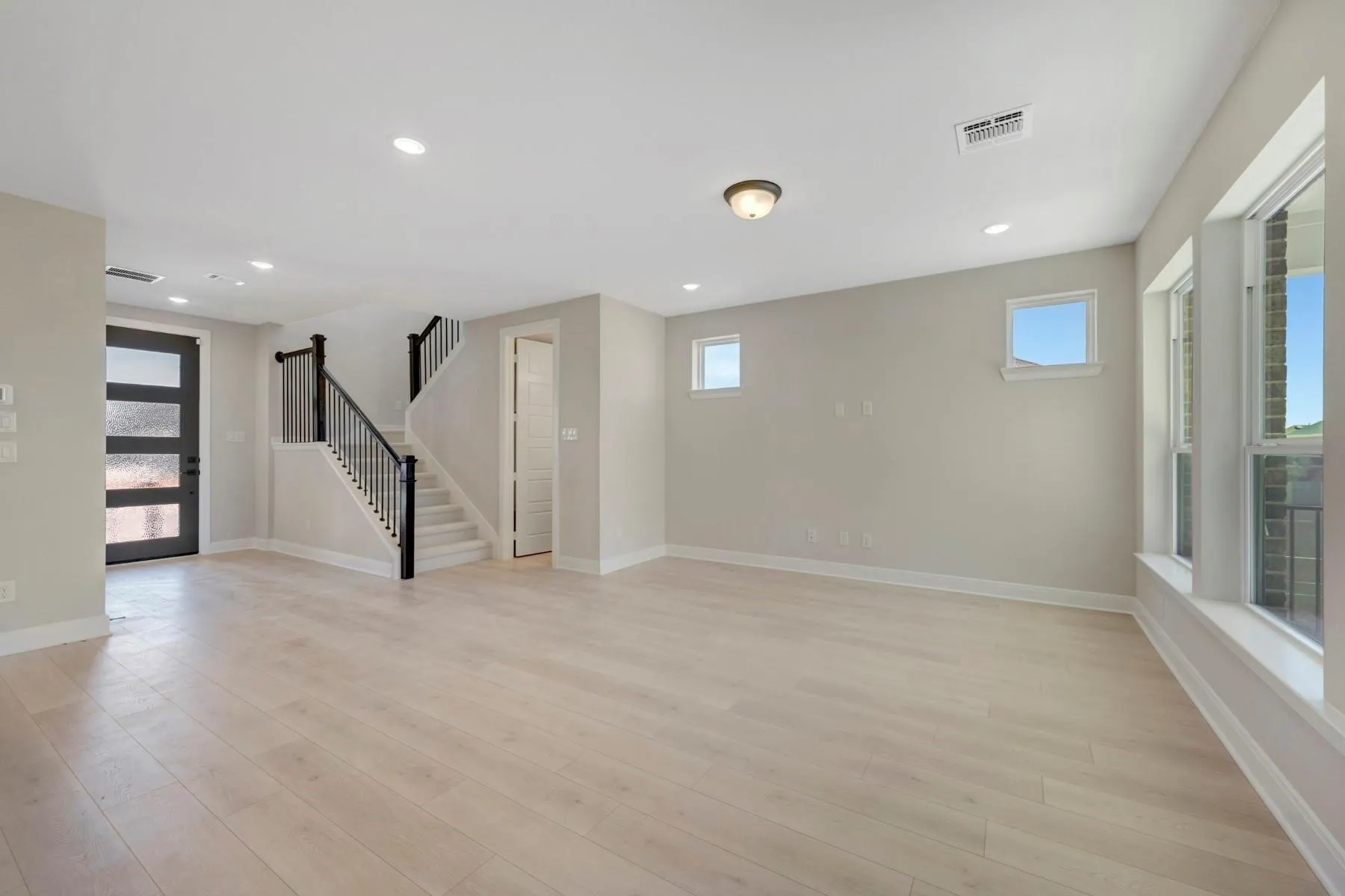 Single Family Residence For Rent in Collin County , 4901 Vizsla Lane, Mc Kinney, Texas 75071, 3 Bedroom, 3 Bathroom, 2 Garage spaces, 2,107 Sqft, built in 2025, mls#21376872, Real Estate Agent in Mc Kinney, Homes For Rent in Collin county, Homes For Rent in Mc Kinney, Realtor in Mc Kinney Texas, Real Estate Brokerage Independent Realty Texas, Luminita Cordes Realtor