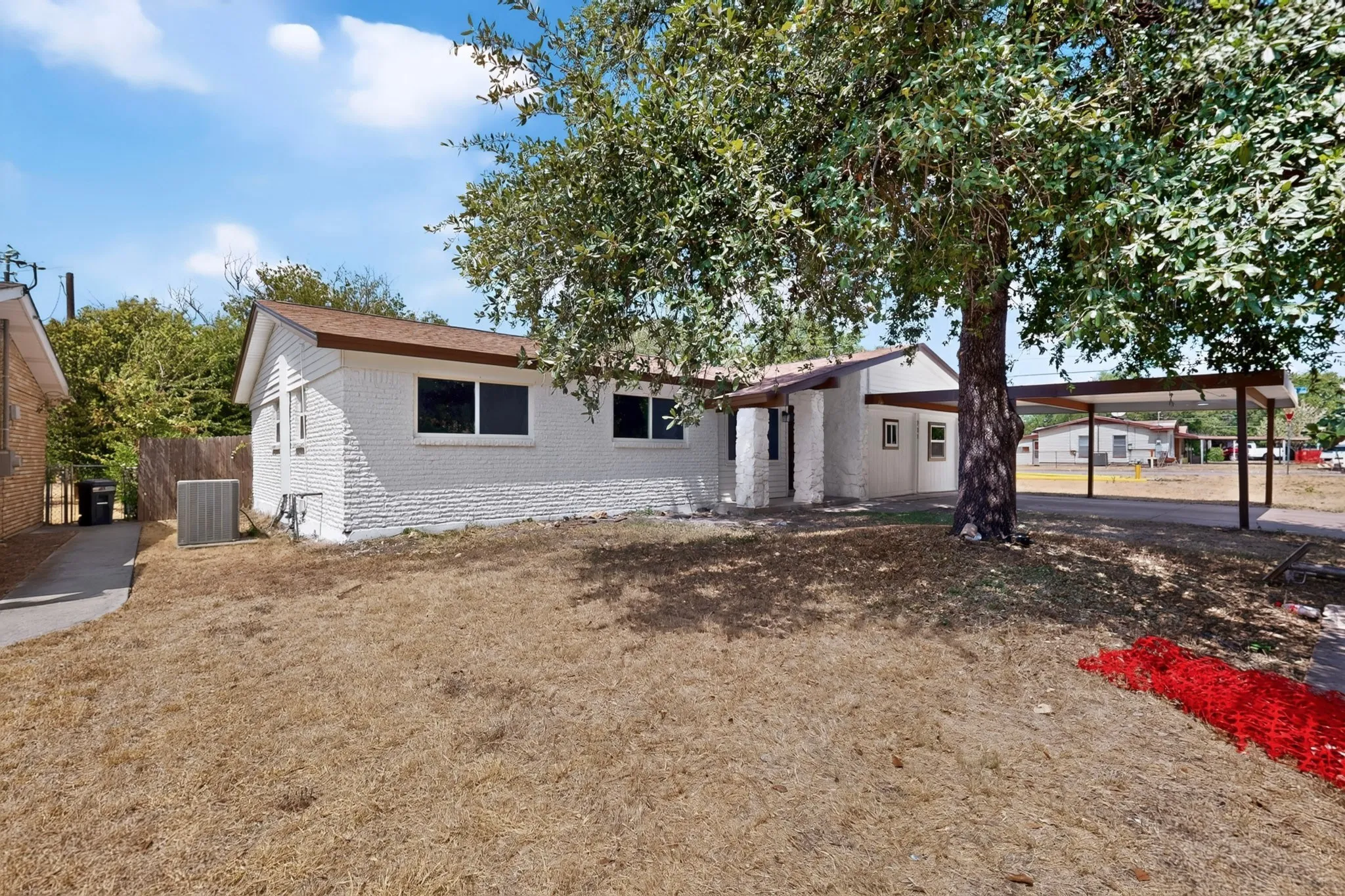 Single Family Residence For Sale in Tarrant County , 200 Opal Street, Saginaw, Texas 76179, 4 Bedroom, 3 Bathroom, Garage spaces, 1,768 Sqft, built in 1963, mls#21376096, Real Estate Agent in Saginaw, Homes For Sale in Tarrant county, Homes For Sale in Saginaw, Realtor in Saginaw Texas, Real Estate Brokerage Independent Realty Texas, Luminita Cordes Realtor