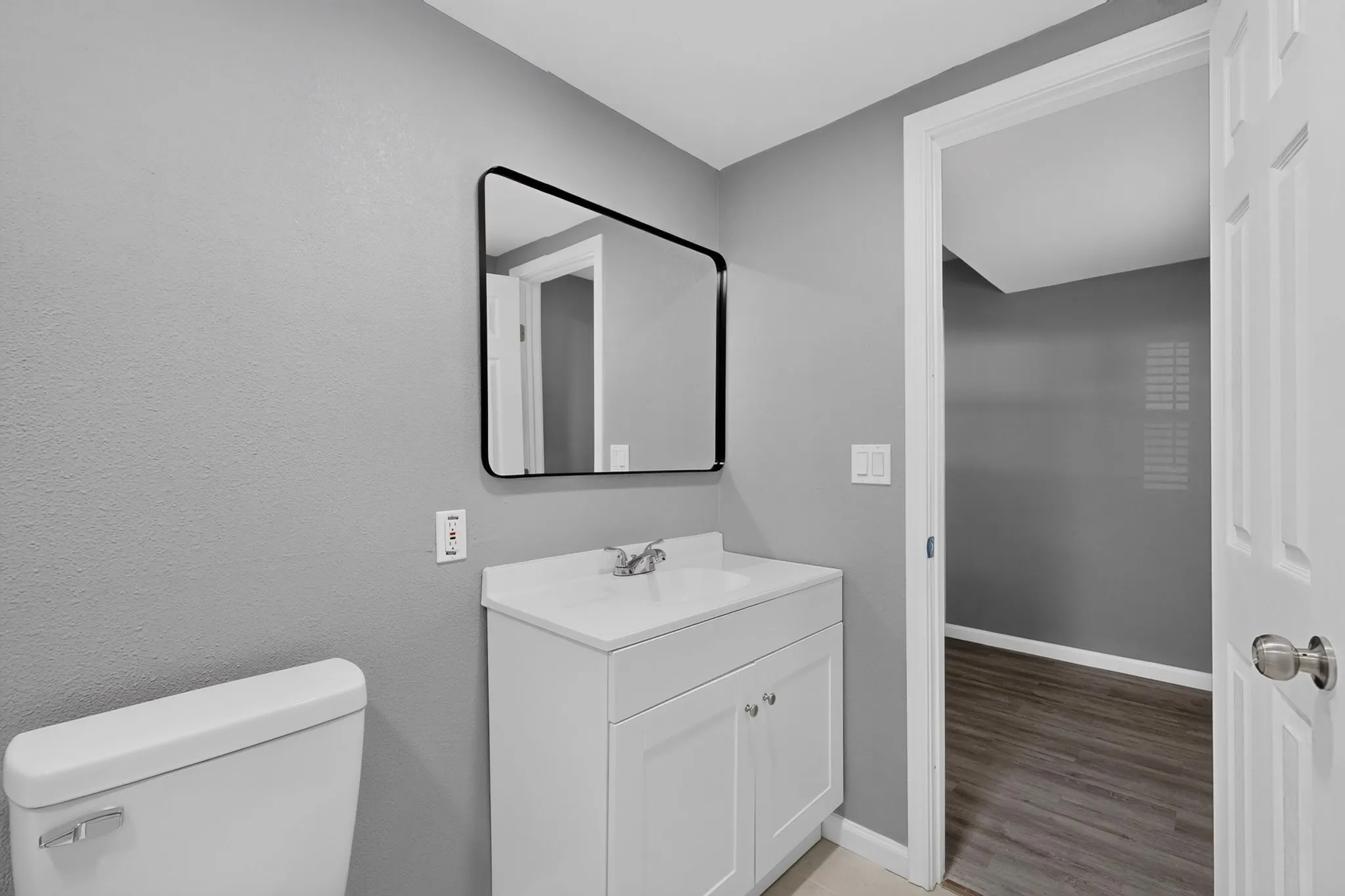 Single Family Residence For Sale in Tarrant County , 200 Opal Street, Saginaw, Texas 76179, 4 Bedroom, 3 Bathroom, Garage spaces, 1,768 Sqft, built in 1963, mls#21376096, Real Estate Agent in Saginaw, Homes For Sale in Tarrant county, Homes For Sale in Saginaw, Realtor in Saginaw Texas, Real Estate Brokerage Independent Realty Texas, Luminita Cordes Realtor
