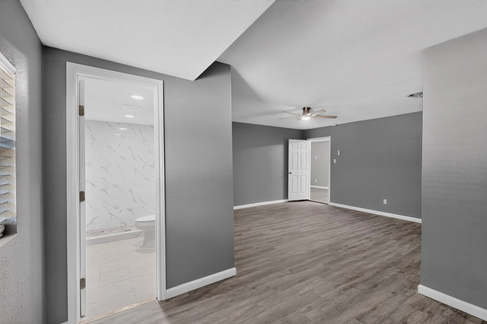 Single Family Residence For Sale in Tarrant County , 200 Opal Street, Saginaw, Texas 76179, 4 Bedroom, 3 Bathroom, Garage spaces, 1,768 Sqft, built in 1963, mls#21376096, Real Estate Agent in Saginaw, Homes For Sale in Tarrant county, Homes For Sale in Saginaw, Realtor in Saginaw Texas, Real Estate Brokerage Independent Realty Texas, Luminita Cordes Realtor