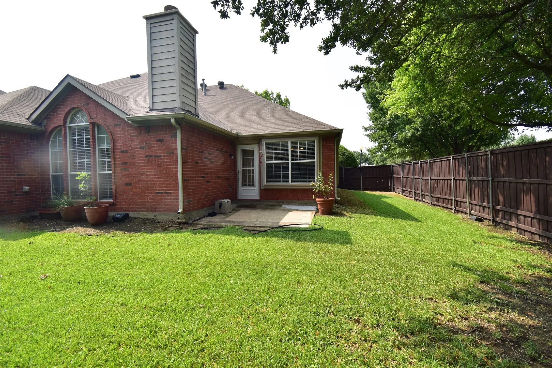 Single Family Residence For Sale in Collin County , 3313 Ocala Court, Plano, Texas 75025, 4 Bedroom, 2 Bathroom, 2 Garage spaces, 2,162 Sqft, built in 1996, mls#21376991, Real Estate Agent in Plano, Homes For Sale in Collin county, Homes For Sale in Plano, Realtor in Plano Texas, Real Estate Brokerage Independent Realty Texas, Luminita Cordes Realtor