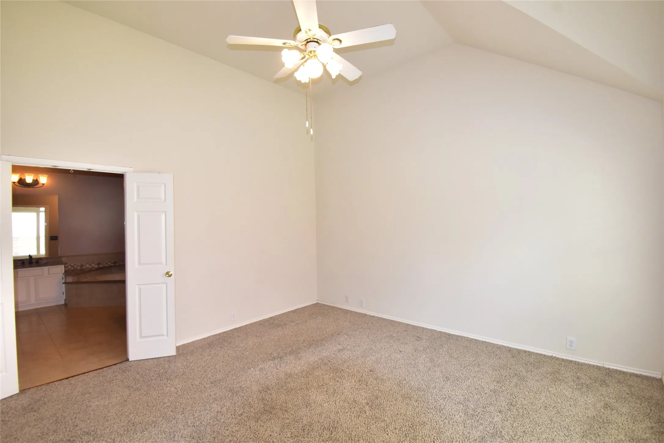 Single Family Residence For Sale in Collin County , 3313 Ocala Court, Plano, Texas 75025, 4 Bedroom, 2 Bathroom, 2 Garage spaces, 2,162 Sqft, built in 1996, mls#21376991, Real Estate Agent in Plano, Homes For Sale in Collin county, Homes For Sale in Plano, Realtor in Plano Texas, Real Estate Brokerage Independent Realty Texas, Luminita Cordes Realtor