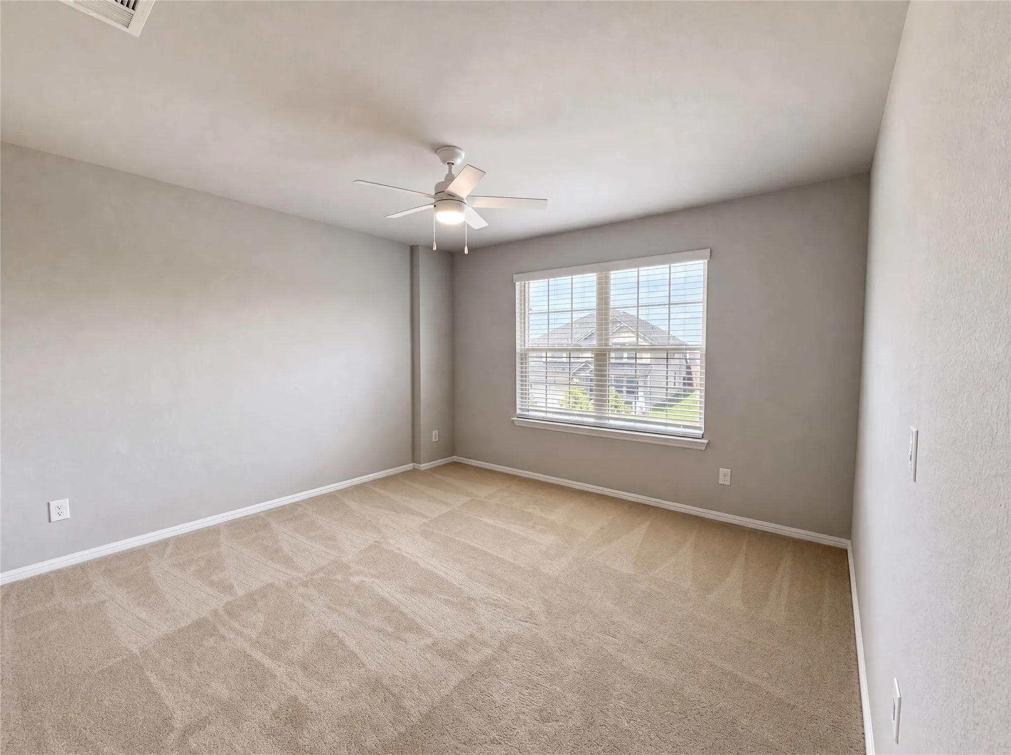 Single Family Residence For Sale in Denton County , 7601 Santolina Drive, Denton, Texas 76226, 5 Bedroom, 4 Bathroom, 2 Garage spaces, 3,023 Sqft, built in 2024, mls#21376992, Real Estate Agent in Denton, Homes For Sale in Denton county, Homes For Sale in Denton, Realtor in Denton Texas, Real Estate Brokerage Independent Realty Texas, Luminita Cordes Realtor