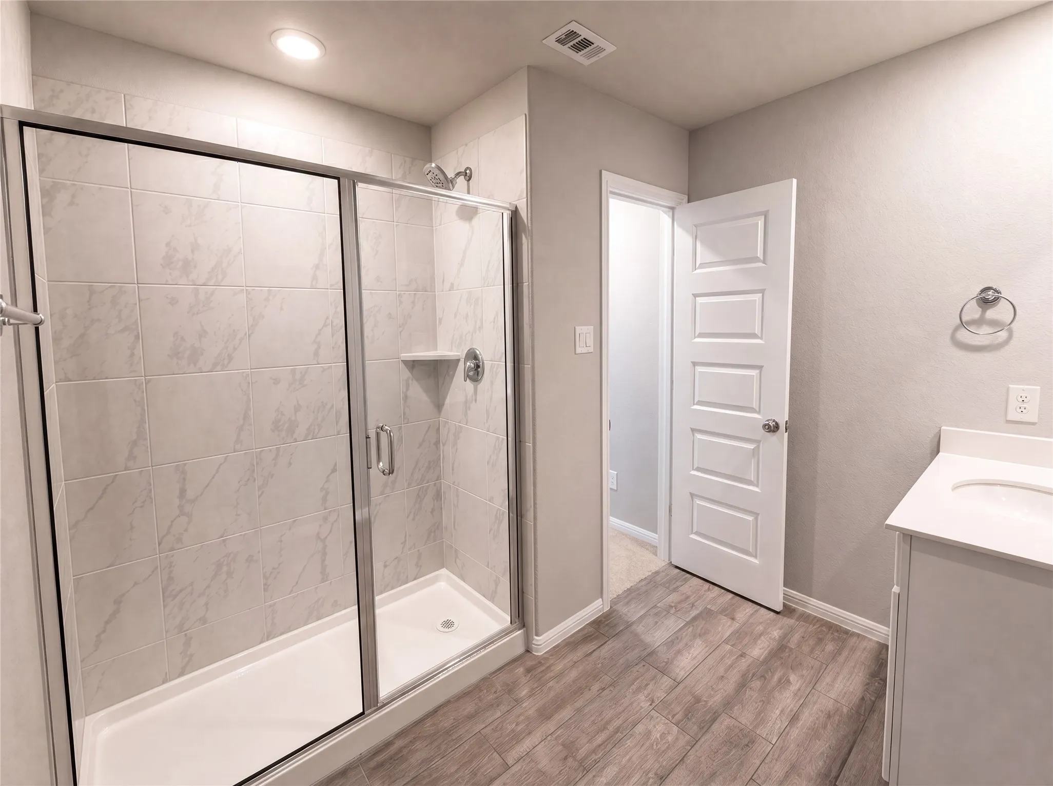 Single Family Residence For Sale in Denton County , 7601 Santolina Drive, Denton, Texas 76226, 5 Bedroom, 4 Bathroom, 2 Garage spaces, 3,023 Sqft, built in 2024, mls#21376992, Real Estate Agent in Denton, Homes For Sale in Denton county, Homes For Sale in Denton, Realtor in Denton Texas, Real Estate Brokerage Independent Realty Texas, Luminita Cordes Realtor