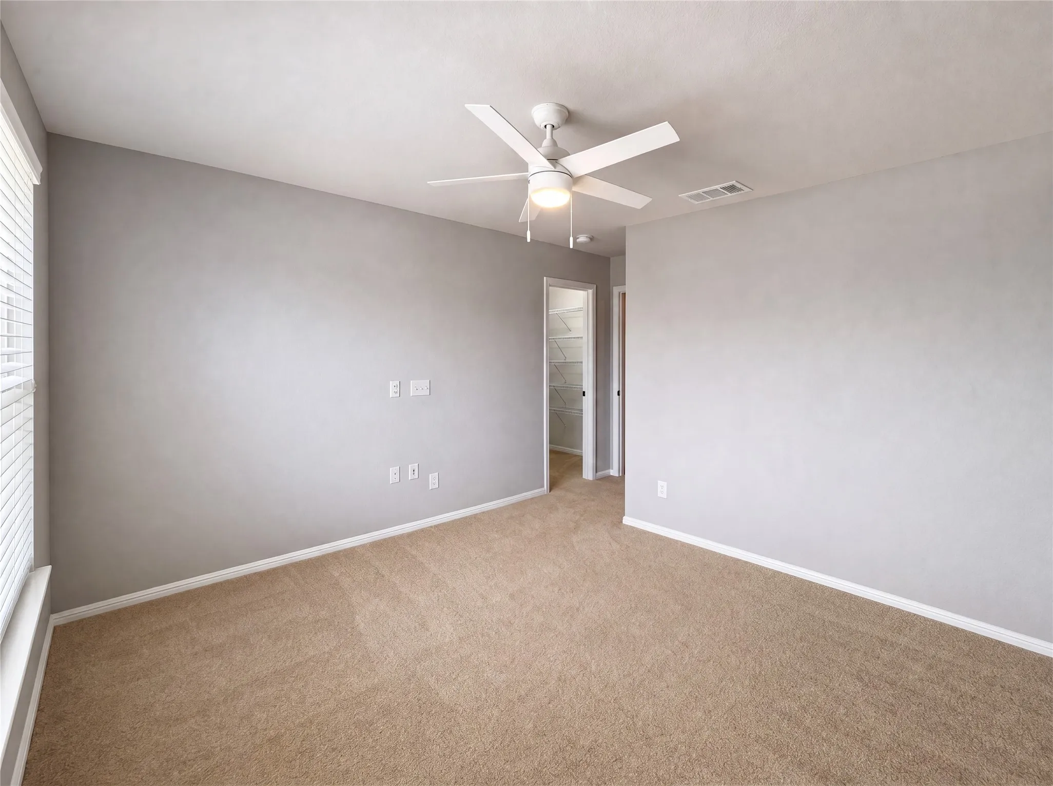 Single Family Residence For Sale in Denton County , 7601 Santolina Drive, Denton, Texas 76226, 5 Bedroom, 4 Bathroom, 2 Garage spaces, 3,023 Sqft, built in 2024, mls#21376992, Real Estate Agent in Denton, Homes For Sale in Denton county, Homes For Sale in Denton, Realtor in Denton Texas, Real Estate Brokerage Independent Realty Texas, Luminita Cordes Realtor