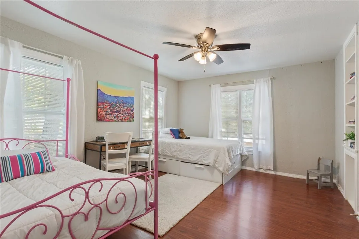 Single Family Residence For Sale in Mc Lennan County , 2029 Colcord Avenue, Waco, Texas 76707, 4 Bedroom, 4 Bathroom, Garage spaces, 3,190 Sqft, built in 1930, mls#21375317, Real Estate Agent in Waco, Homes For Sale in Mc Lennan county, Homes For Sale in Waco, Realtor in Waco Texas, Real Estate Brokerage Independent Realty Texas, Luminita Cordes Realtor