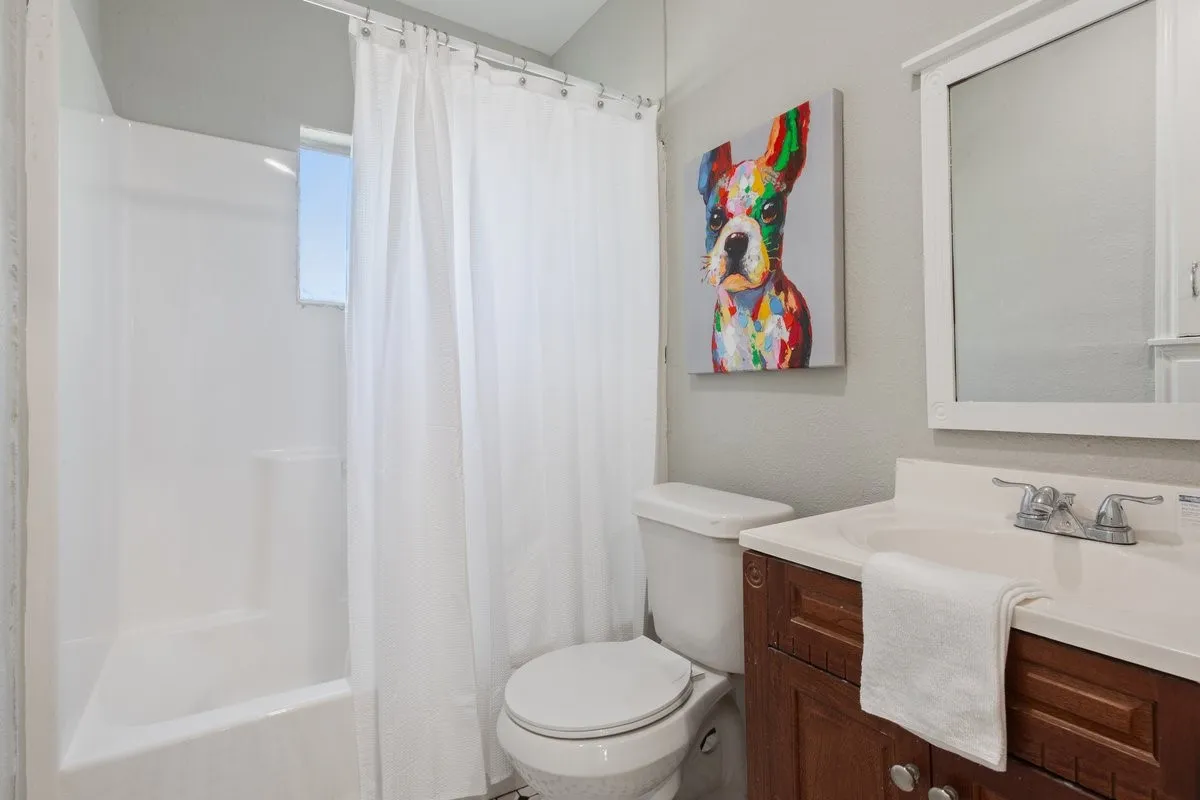 Single Family Residence For Sale in Mc Lennan County , 2029 Colcord Avenue, Waco, Texas 76707, 4 Bedroom, 4 Bathroom, Garage spaces, 3,190 Sqft, built in 1930, mls#21375317, Real Estate Agent in Waco, Homes For Sale in Mc Lennan county, Homes For Sale in Waco, Realtor in Waco Texas, Real Estate Brokerage Independent Realty Texas, Luminita Cordes Realtor