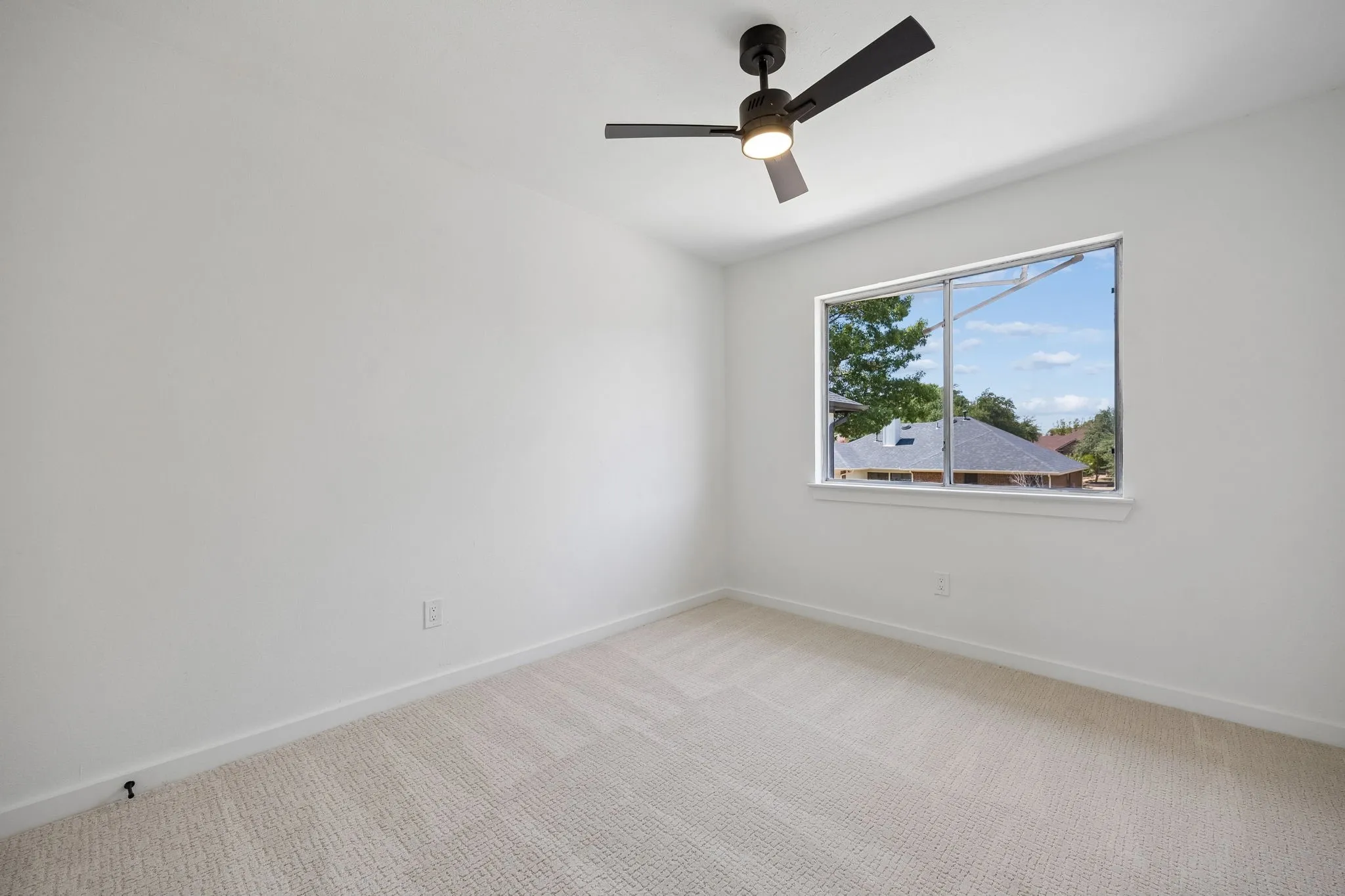 Single Family Residence For Sale in Collin County , 6729 Macintosh Drive, Plano, Texas 75023, 4 Bedroom, 3 Bathroom, 2 Garage spaces, 2,328 Sqft, built in 1990, mls#21375438, Real Estate Agent in Plano, Homes For Sale in Collin county, Homes For Sale in Plano, Realtor in Plano Texas, Real Estate Brokerage Independent Realty Texas, Luminita Cordes Realtor