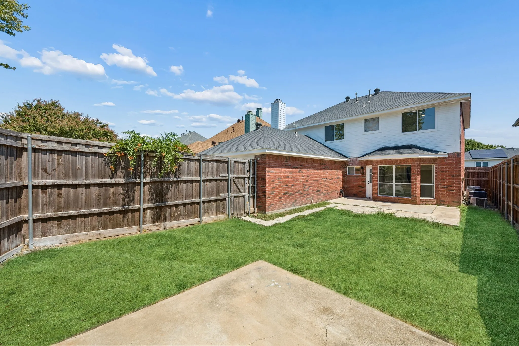 Single Family Residence For Sale in Collin County , 6729 Macintosh Drive, Plano, Texas 75023, 4 Bedroom, 3 Bathroom, 2 Garage spaces, 2,328 Sqft, built in 1990, mls#21375438, Real Estate Agent in Plano, Homes For Sale in Collin county, Homes For Sale in Plano, Realtor in Plano Texas, Real Estate Brokerage Independent Realty Texas, Luminita Cordes Realtor