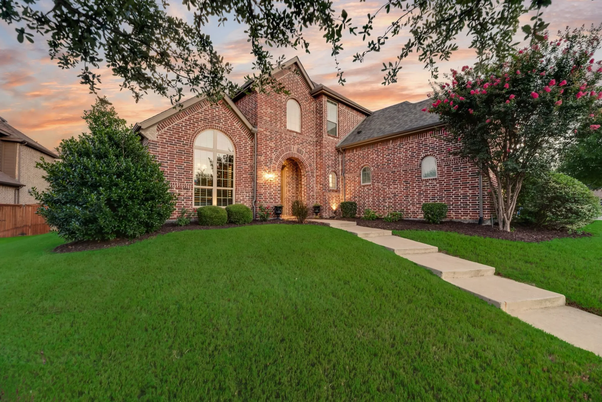 Single Family Residence For Sale in Denton County , 8700 Scarlet Trail, Lantana, Texas 76226, 4 Bedroom, 4 Bathroom, 3 Garage spaces, 3,635 Sqft, built in 2011, mls#21376996, Real Estate Agent in Lantana, Homes For Sale in Denton county, Homes For Sale in Lantana, Realtor in Lantana Texas, Real Estate Brokerage Independent Realty Texas, Luminita Cordes Realtor