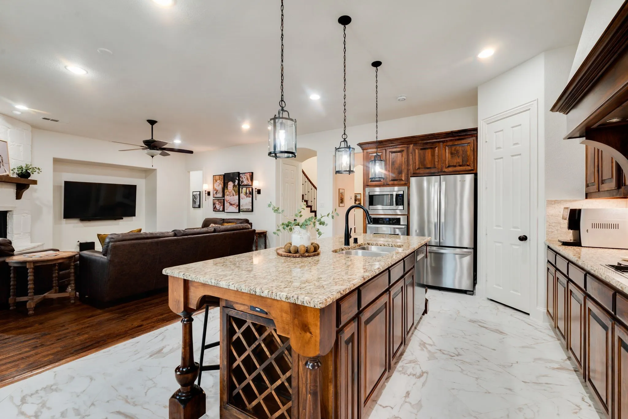 Single Family Residence For Sale in Denton County , 8700 Scarlet Trail, Lantana, Texas 76226, 4 Bedroom, 4 Bathroom, 3 Garage spaces, 3,635 Sqft, built in 2011, mls#21376996, Real Estate Agent in Lantana, Homes For Sale in Denton county, Homes For Sale in Lantana, Realtor in Lantana Texas, Real Estate Brokerage Independent Realty Texas, Luminita Cordes Realtor