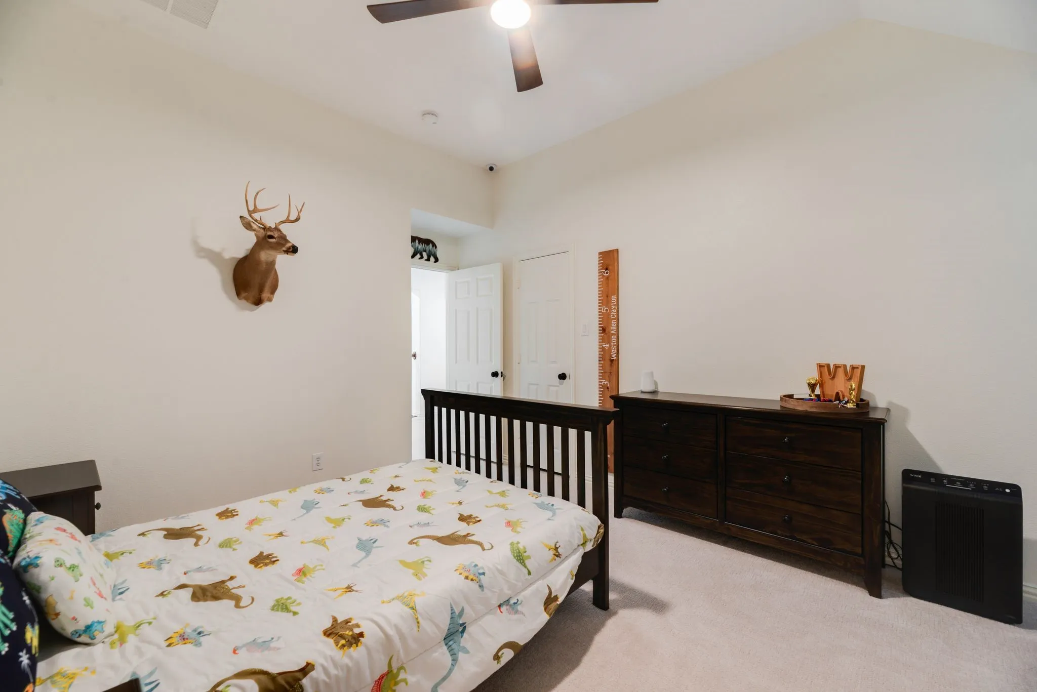 Single Family Residence For Sale in Denton County , 8700 Scarlet Trail, Lantana, Texas 76226, 4 Bedroom, 4 Bathroom, 3 Garage spaces, 3,635 Sqft, built in 2011, mls#21376996, Real Estate Agent in Lantana, Homes For Sale in Denton county, Homes For Sale in Lantana, Realtor in Lantana Texas, Real Estate Brokerage Independent Realty Texas, Luminita Cordes Realtor